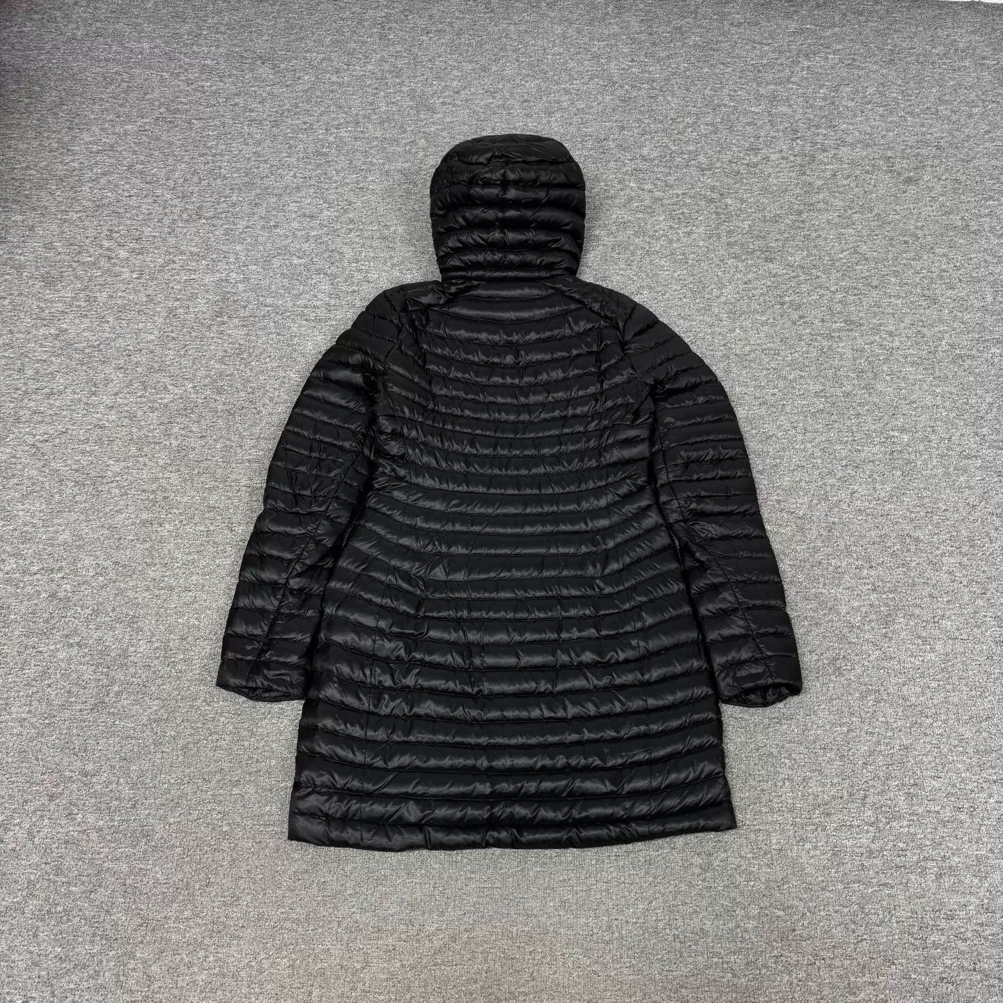 Arc'teryx Arcteryx Nuri Black Mid-Length Hooded Light Down Jacket M Size M / US 6-8 / IT 42-44 - 2 Thumbnail