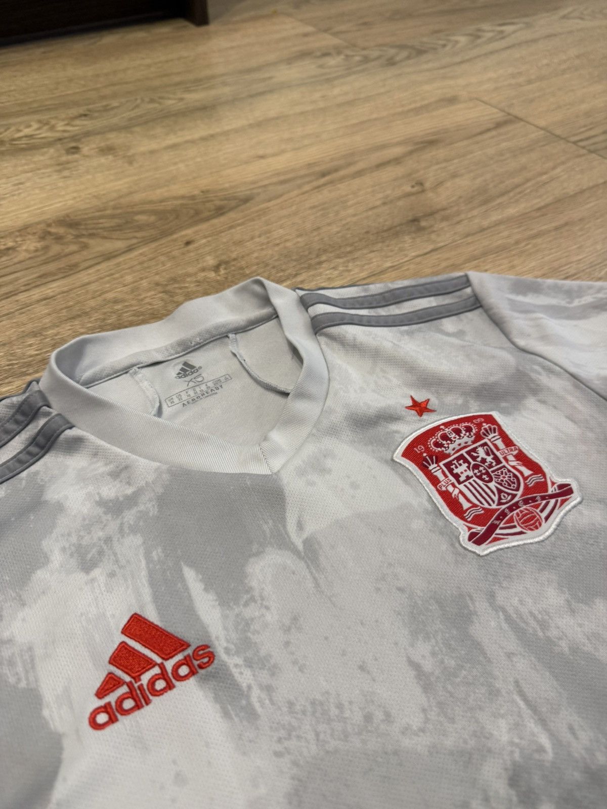 Adidas Adidas Spain jersey Y2K blokecore football Size US XS / EU 42 / 0 - 2 Thumbnail