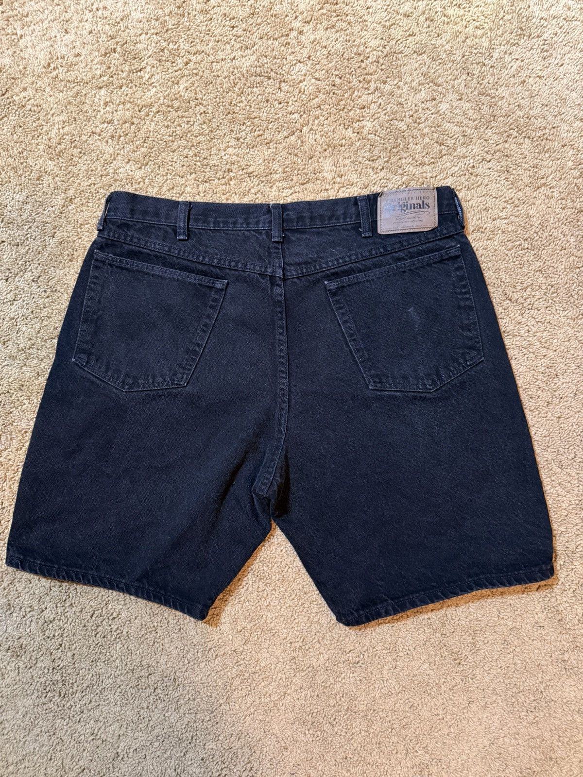 Wrangler Wrangler jean shorts jorts y2k baggy vintage 36 Made in USA Size US 36 / EU 52 - 3 Thumbnail