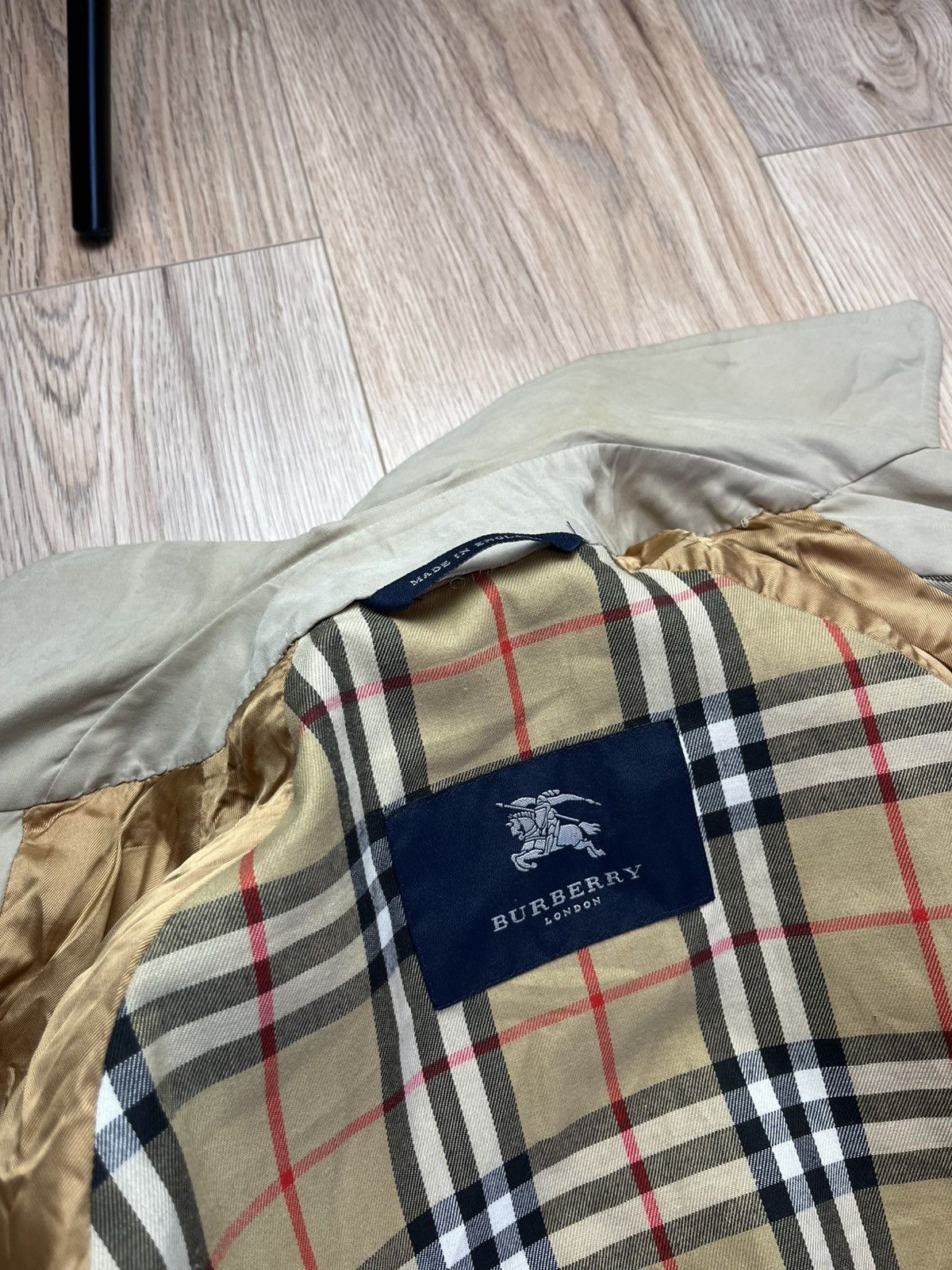 Burberry Burberry London Beige Trench Coat Nova Check Belted Size L Size US L / EU 52-54 / 3 - 9 Thumbnail