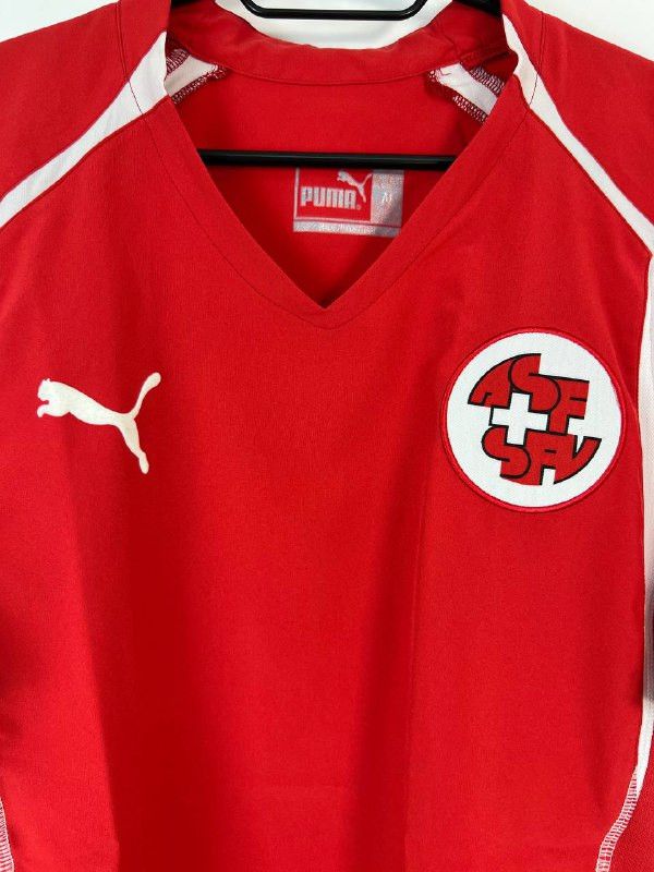 Puma SWITZERLAND NATIONAL TEAM 2004-06 HOME PUMA JERSEY Sz M Size US M / EU 48-50 / 2 - 2 Thumbnail