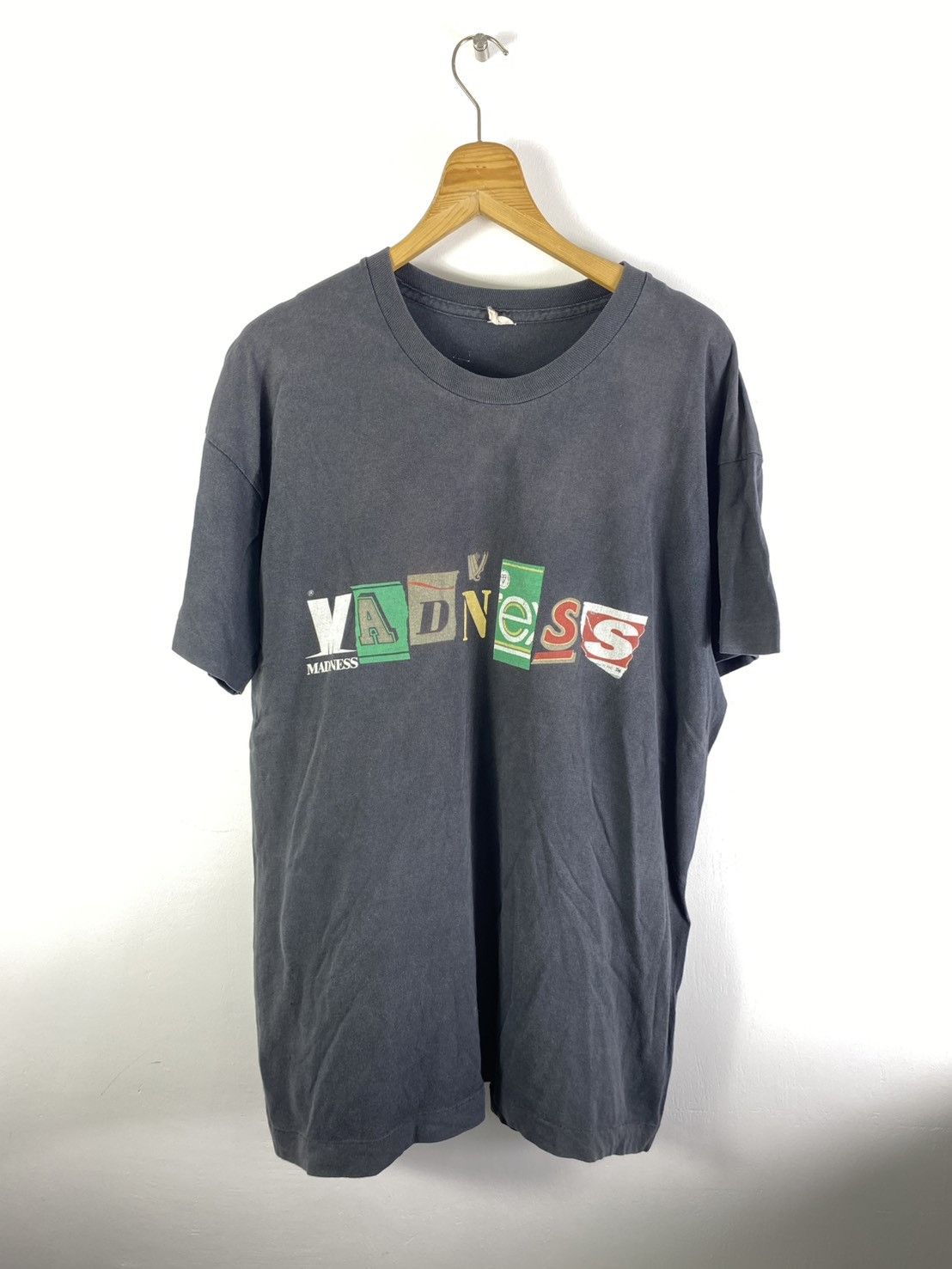 Band Tees Vintage Faded Black 90s Madness Band Tour Promo Tee Size US XL / EU 56 / 4 - 1 Thumbnail