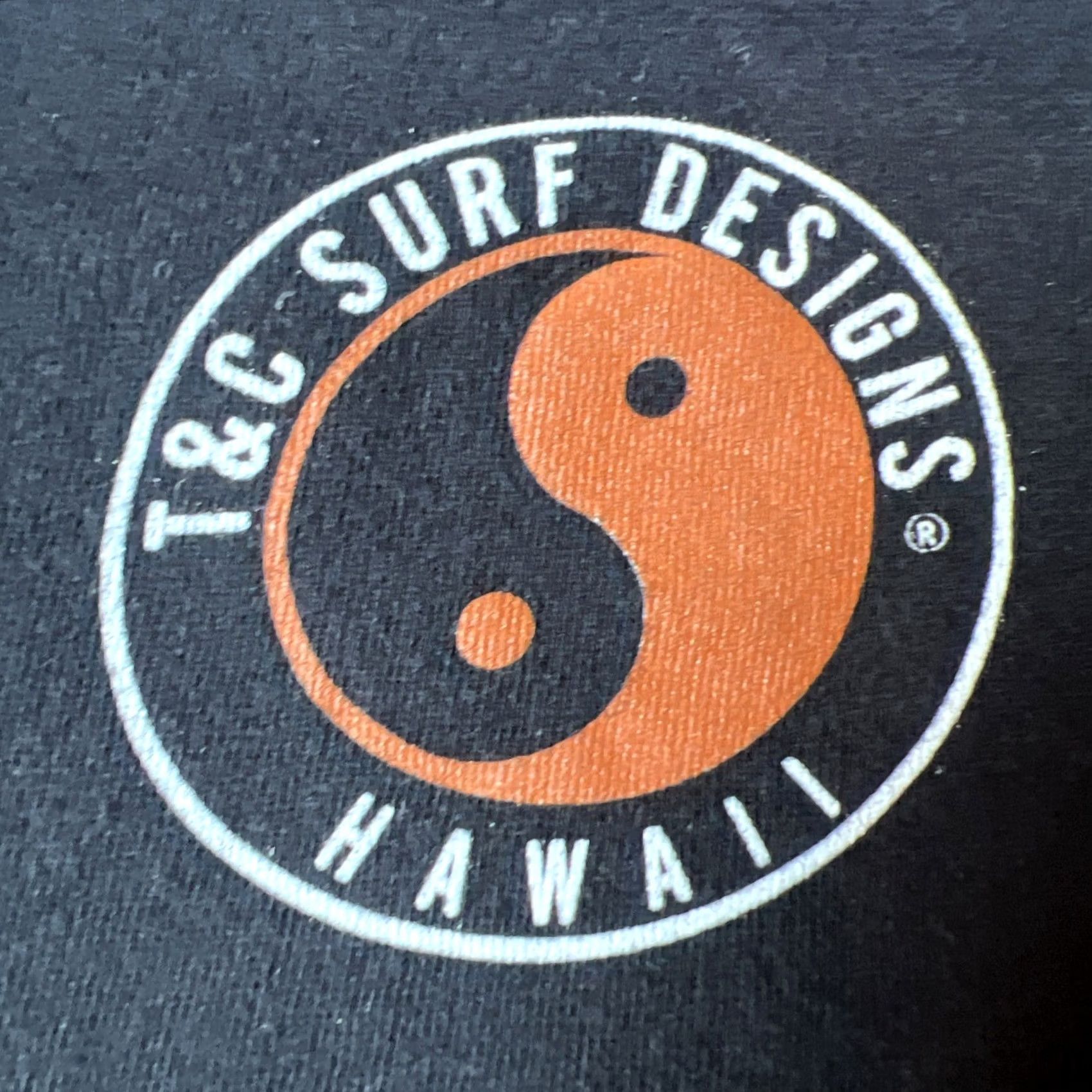 Vintage VINTAGE T&C Surf Designs Shirt Surfer Hawaiian Graphic Print 2020s Black Medium Mens Size US M / EU 48-50 / 2 - 4 Thumbnail