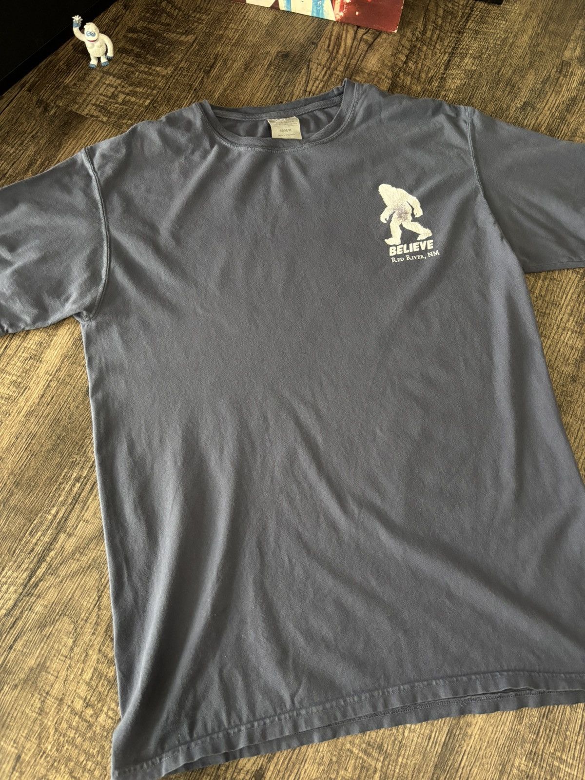 Vintage Y2k Bigfoot Comedy Graphic Tee Medium Size US M / EU 48-50 / 2 - 2 Thumbnail
