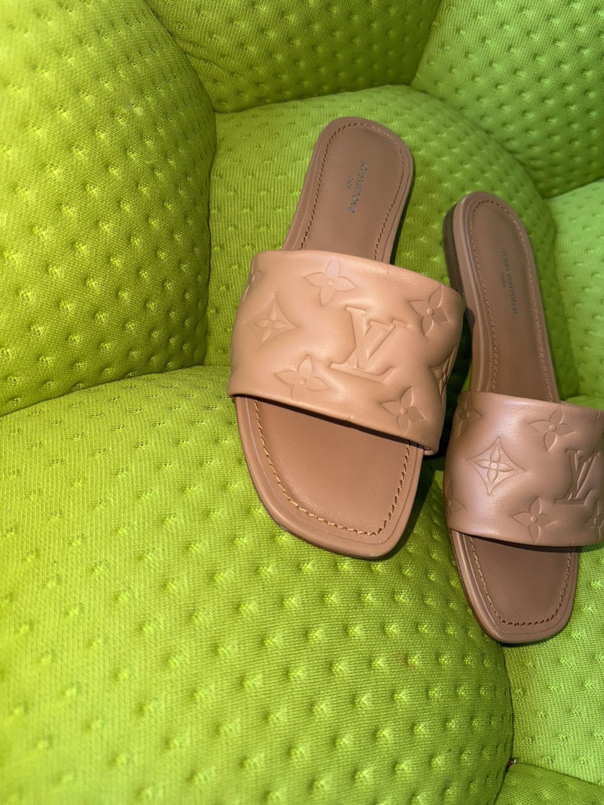 Louis Vuitton Louis vuitton revival monogram sandals Size US 6.5 / IT 36.5 - 3 Thumbnail