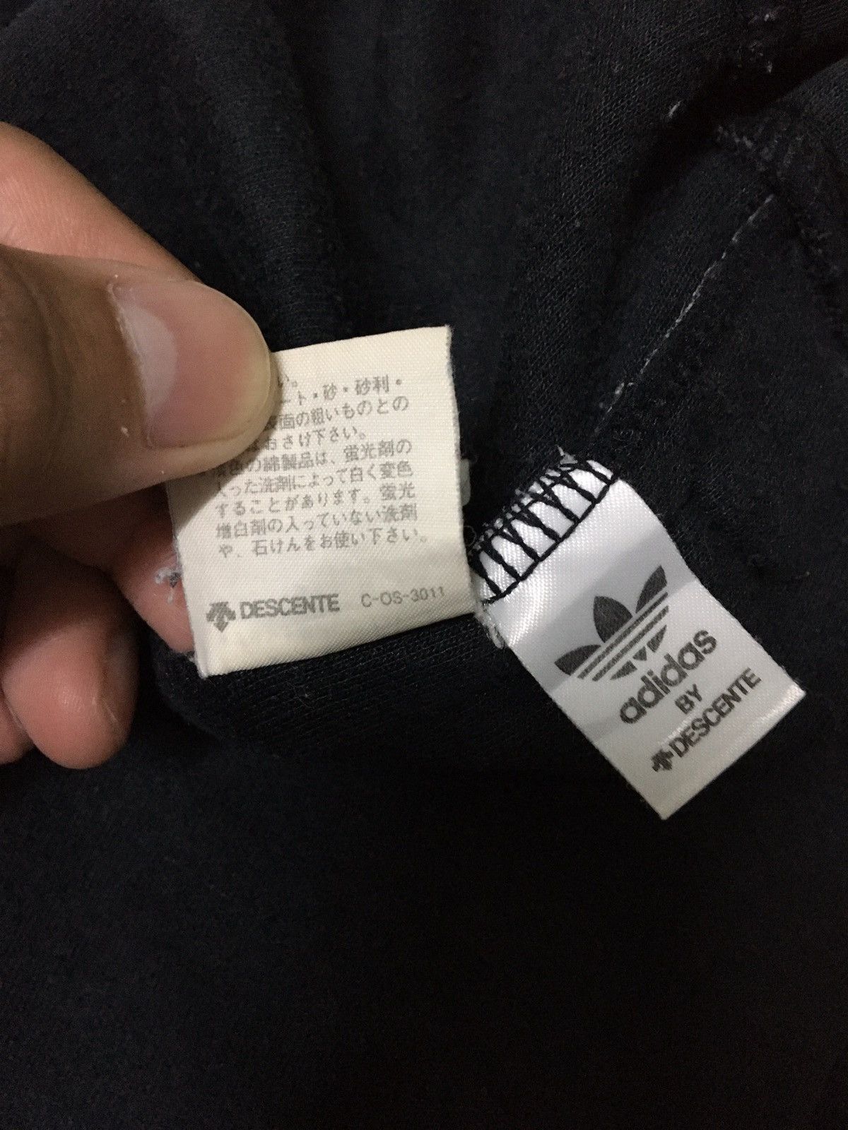 Adidas × Descente × Vintage Vintage Adidas Descente Short Pants Size US 26 / EU 42 - 7 Thumbnail