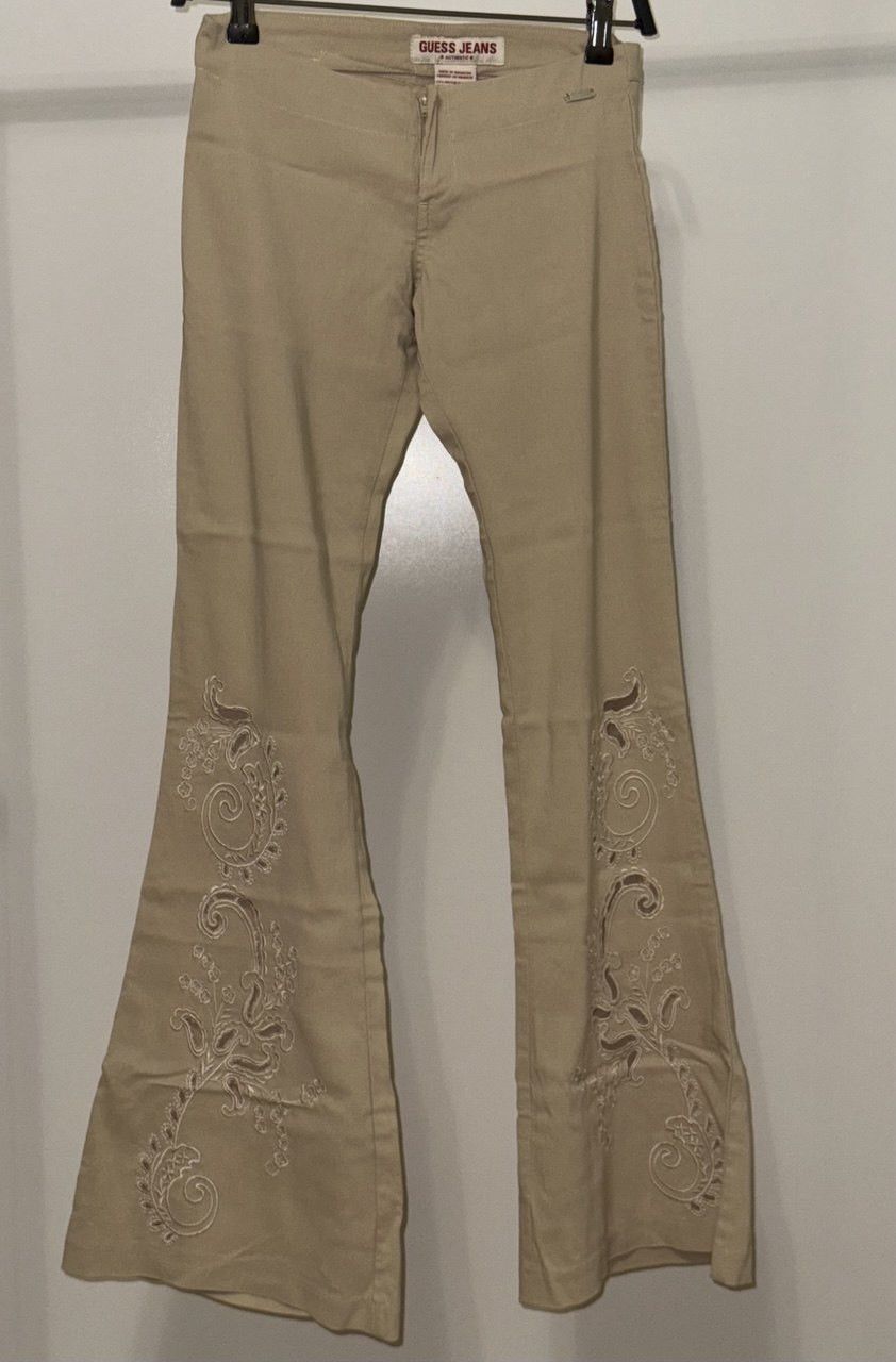 Guess Guess Jeans Vintage Ivory Embroidered Bootcut pants Size 25" / US 0 / IT 36 - 3 Thumbnail