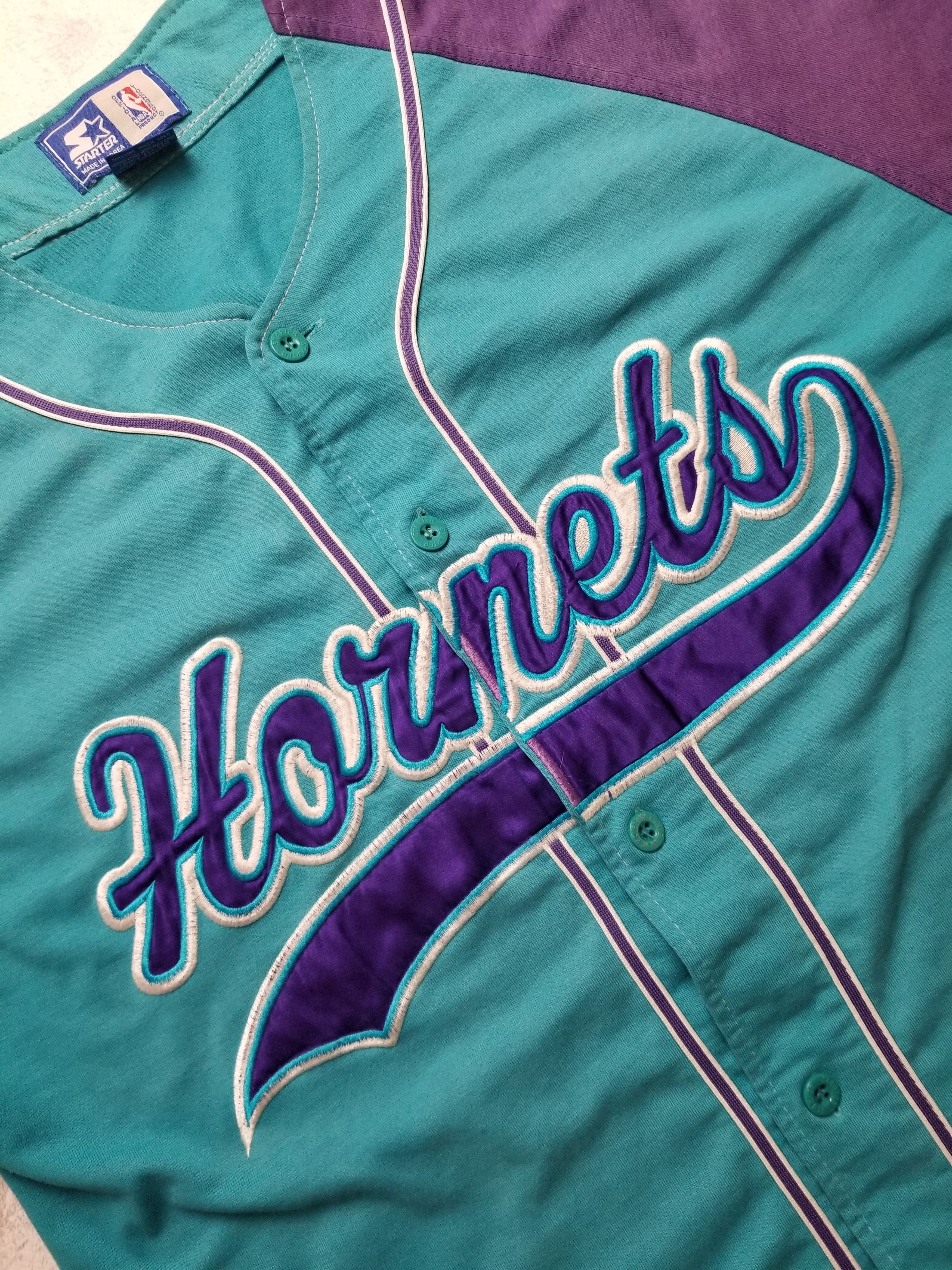 Starter VTG Starter Charlotte Hornets 90s Retro Basketball Jersey Size US L / EU 52-54 / 3 - 14 Thumbnail