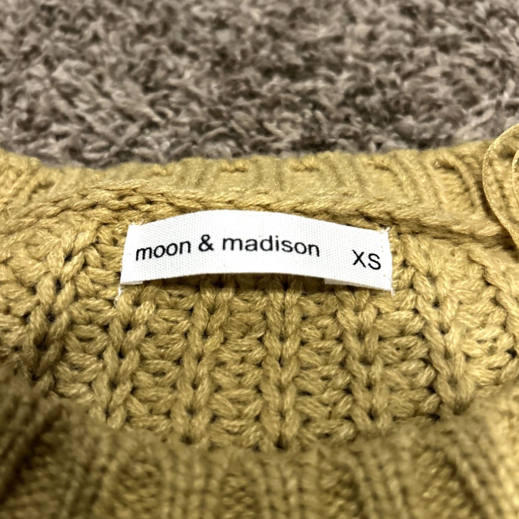 Madison Moon & Madison Sweater womens XS Dark Yellow Acrylic long sleeve B11 Size XS / US 0-2 / IT 36-38 - 2 Thumbnail