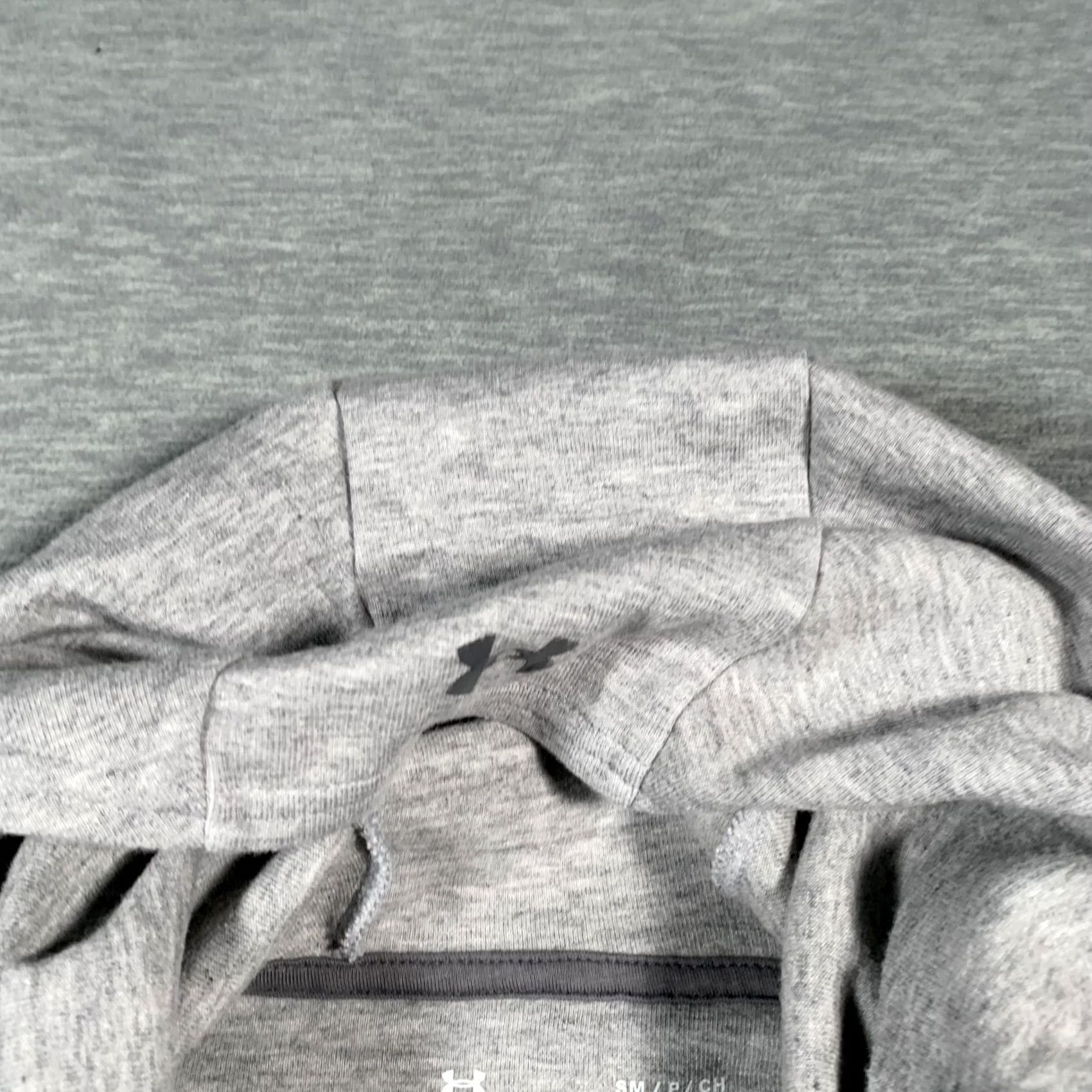 Under Armour VINTAGE Under Armour Hoodie Mens Small Gray Project Rock All Day Hustle Loose Fleece Size US S / EU 44-46 / 1 - 6 Thumbnail