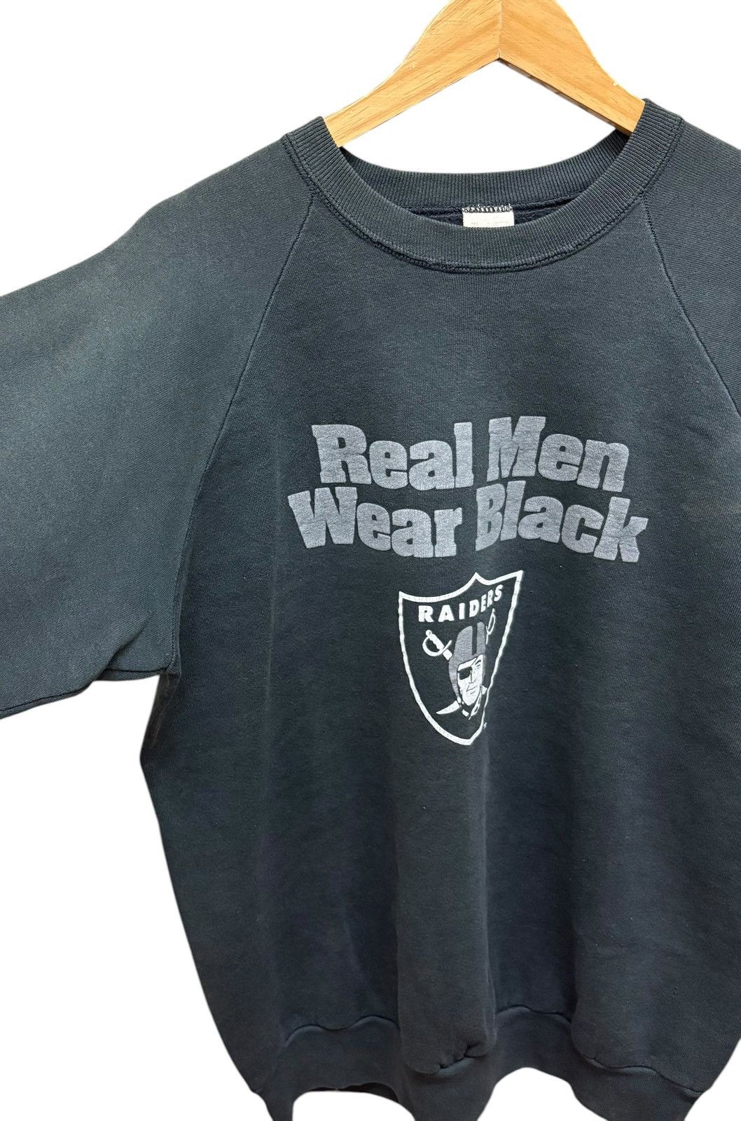 NFL × Vintage Vintage 80s Faded Raiders NFL Pullover Sweatshirt Size US M / EU 48-50 / 2 - 3 Thumbnail