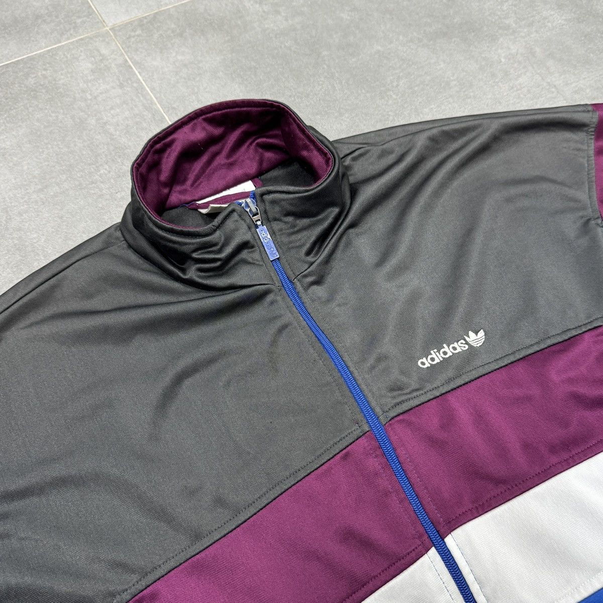 Adidas Vintage Adidas Track Jacket Retro 90s Men Size M Size US M / EU 48-50 / 2 - 8 Thumbnail