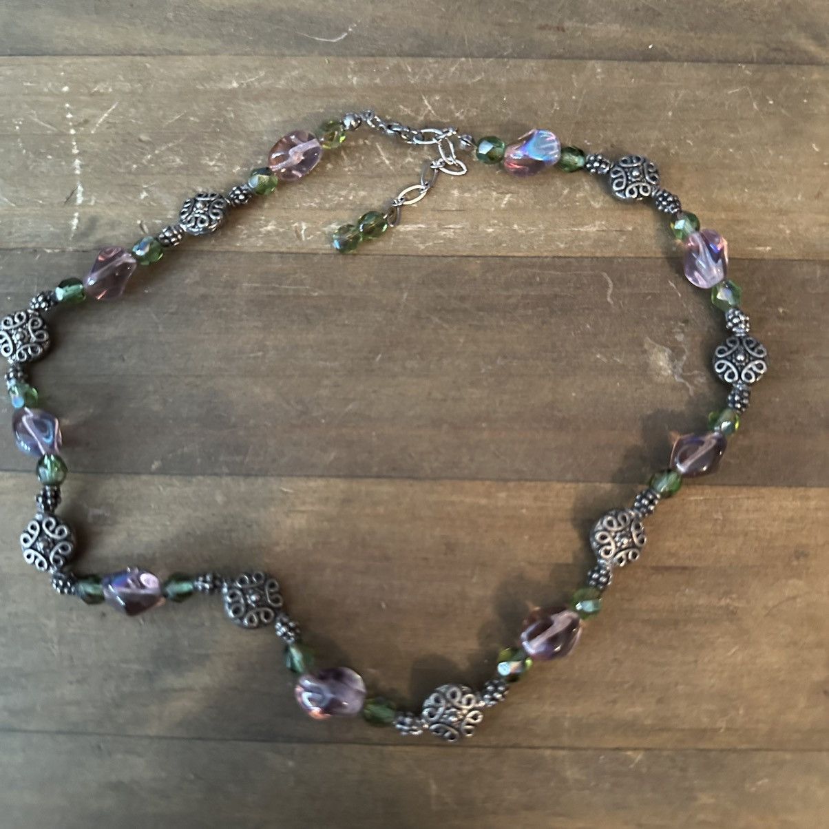 Other Silver tone pink and green glass bead necklace Size ONE SIZE - 3 Thumbnail