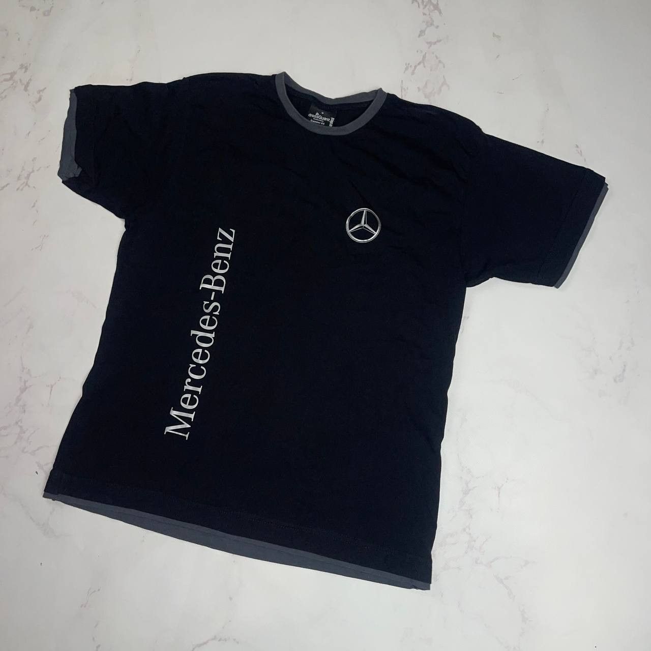 Vintage Vintage Y2K Mercedes-Benz Big Logo T-shirt Size S Size US S / EU 44-46 / 1 - 3 Thumbnail