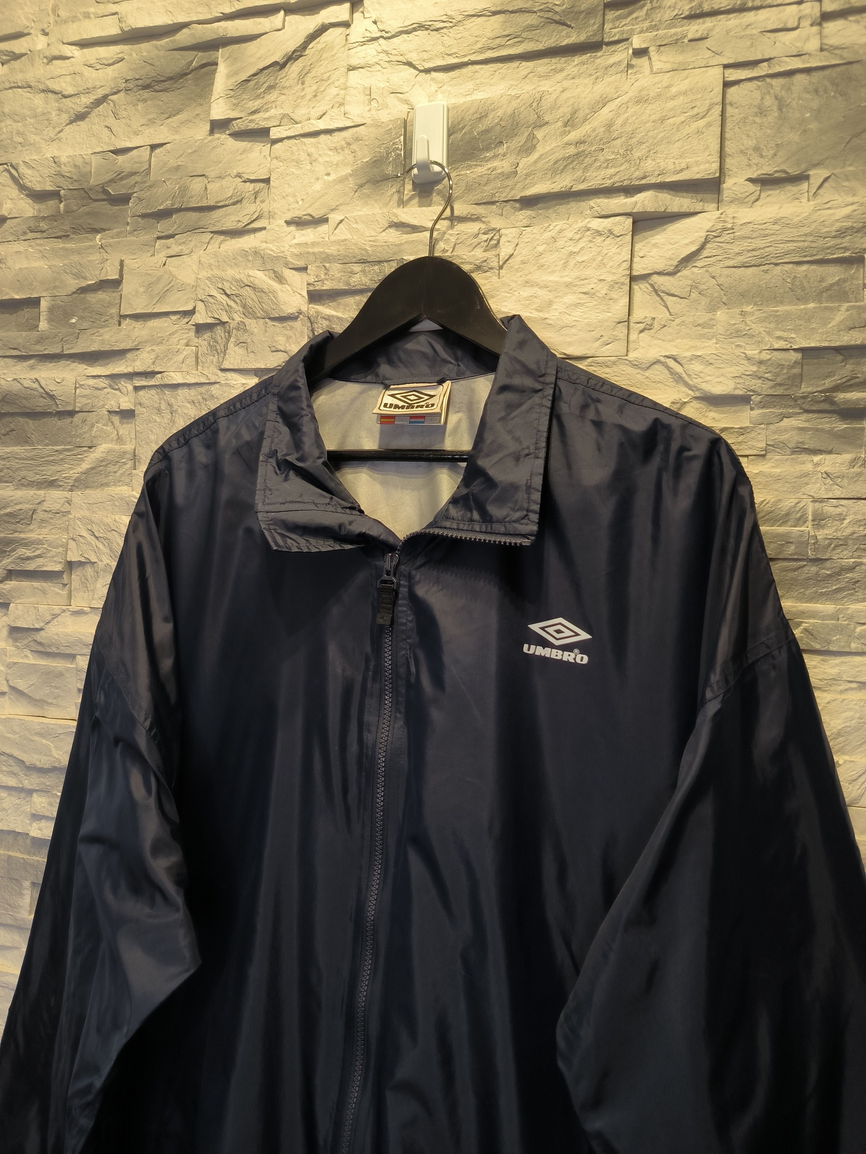 Umbro × Vintage Umbro Vintage Windbreaker Jacket Logo 90s Size US XL / EU 56 / 4 - 2 Thumbnail