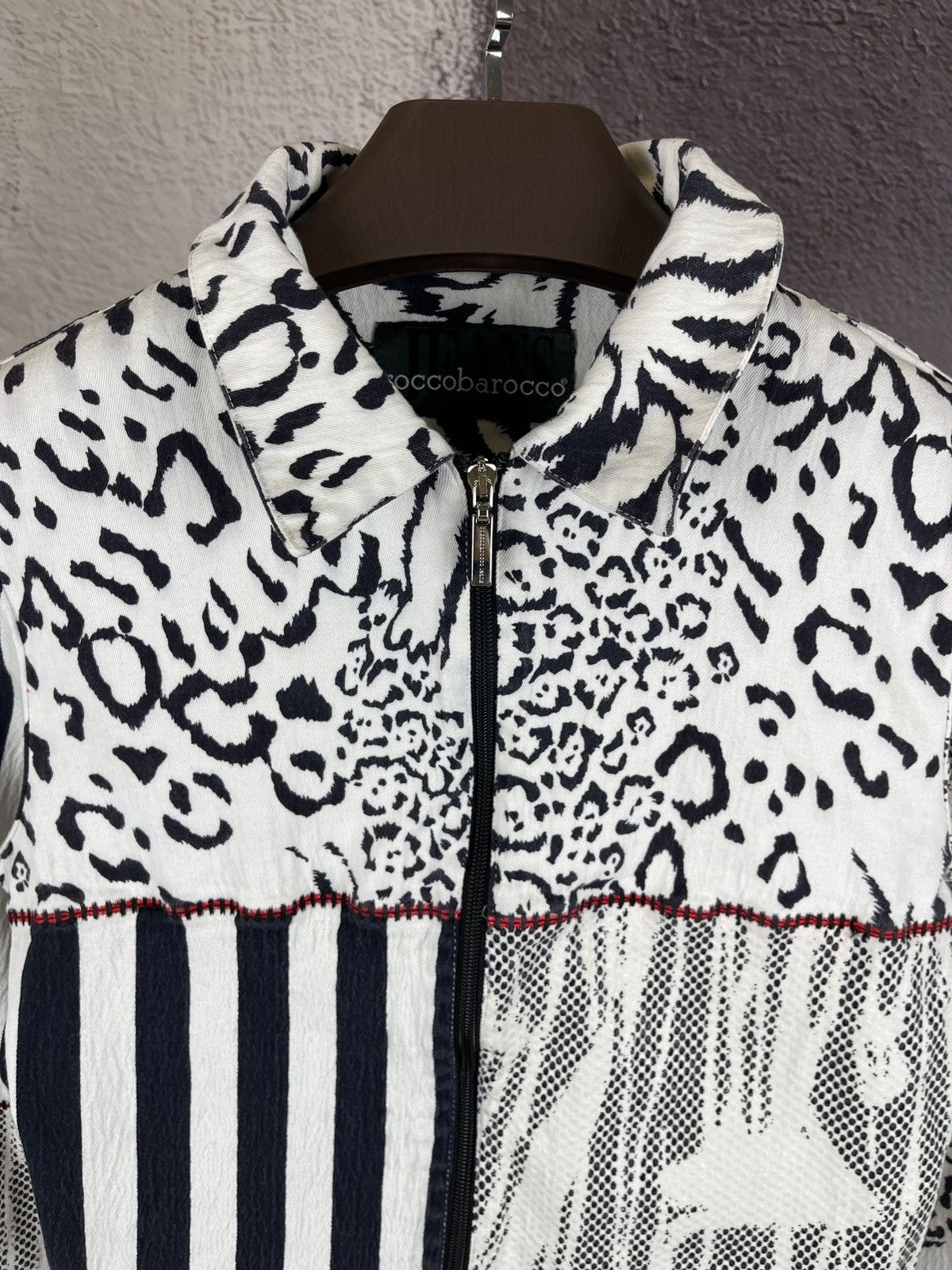 Designer Rocco Barocco Jeans colour blocked pattern denim jacket Size XXL / US 16-18 / IT 52-54 - 7 Thumbnail