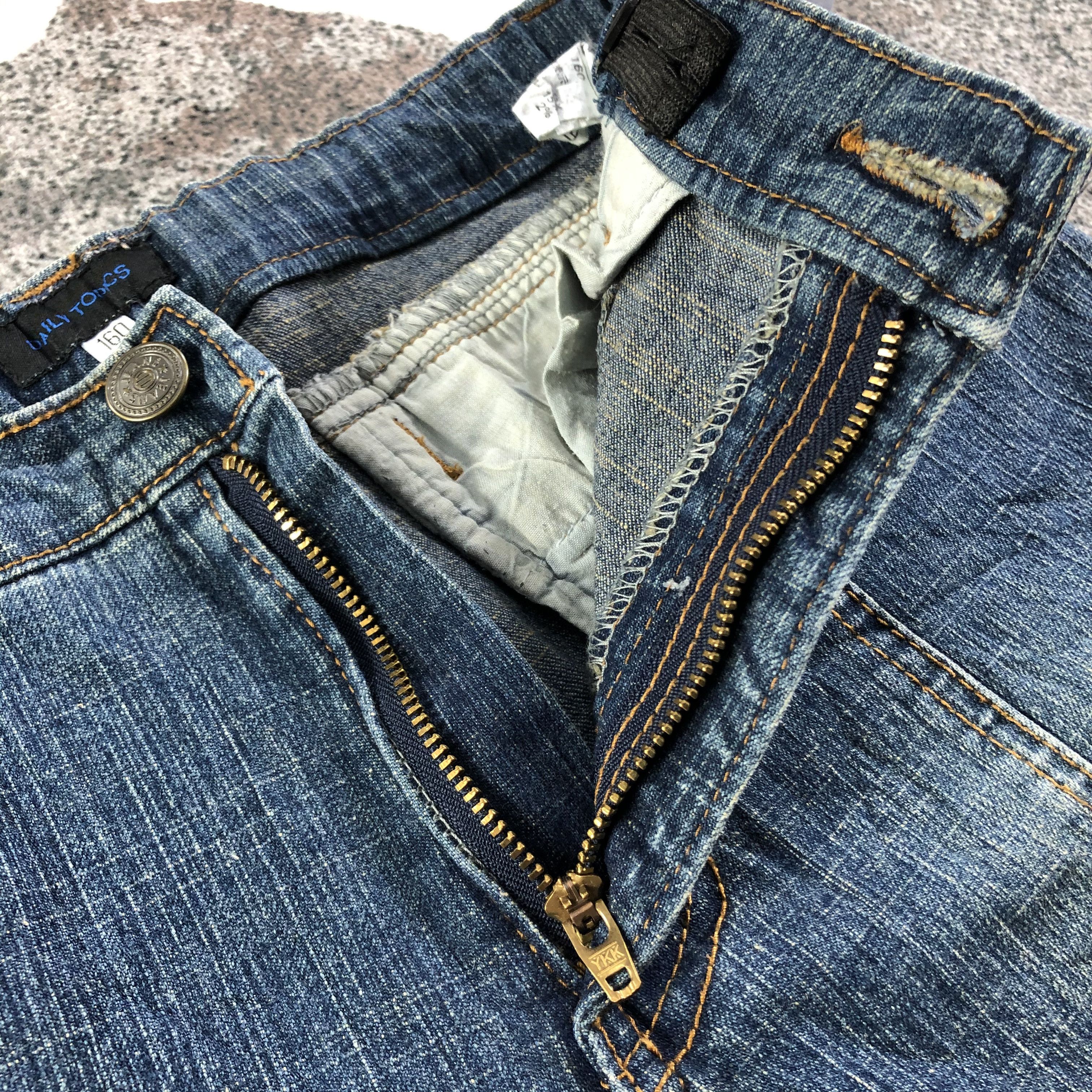 Japanese Brand Vintage Japanese Brand Cargo Denim Flared Jeans KJ2023 Size 25" / US 0 / IT 36 - 7 Thumbnail