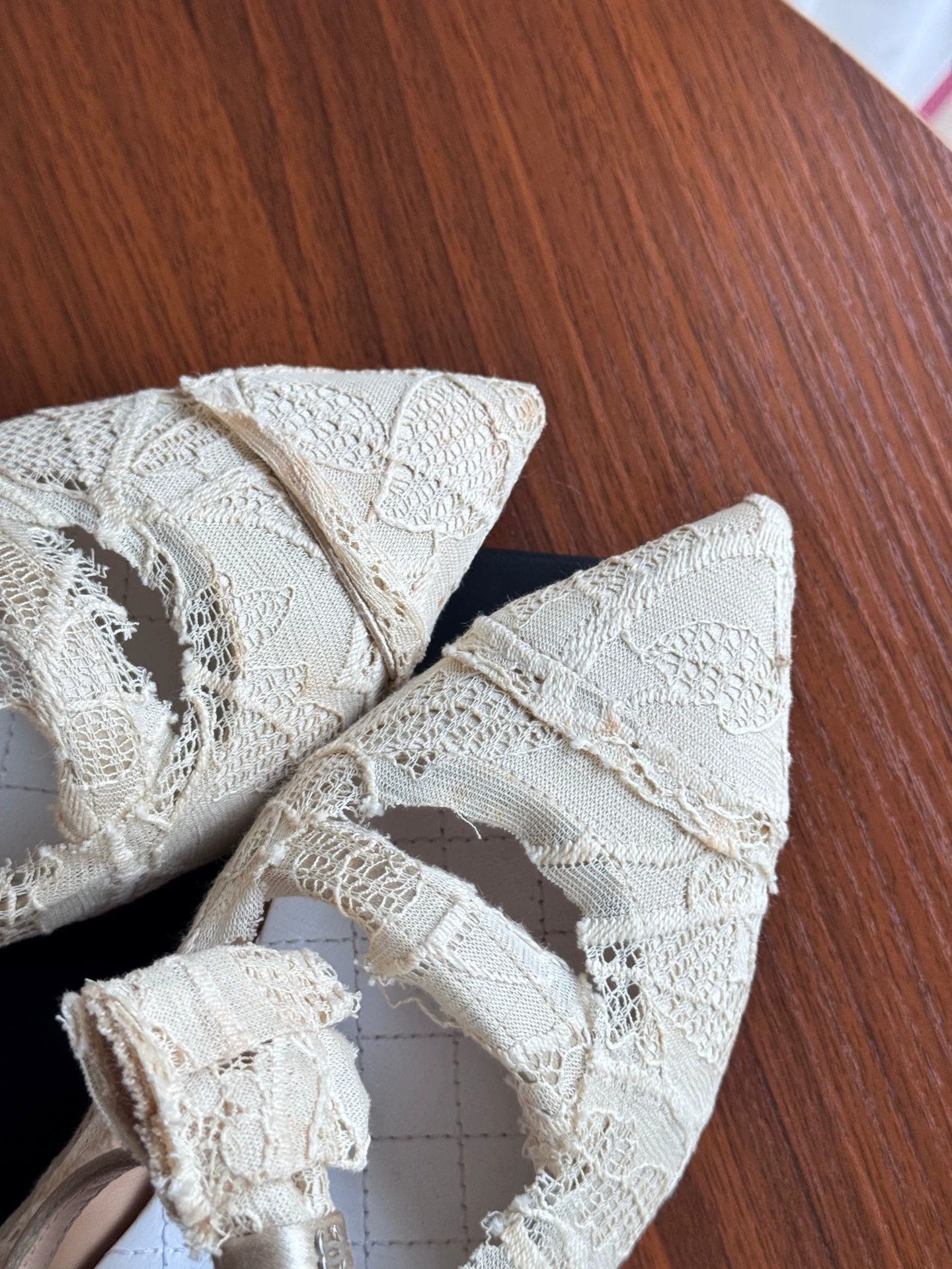 Chanel CHANEL 98 New Nude Lace Bow Flats 38C Size US 7 / IT 37 - 8 Thumbnail