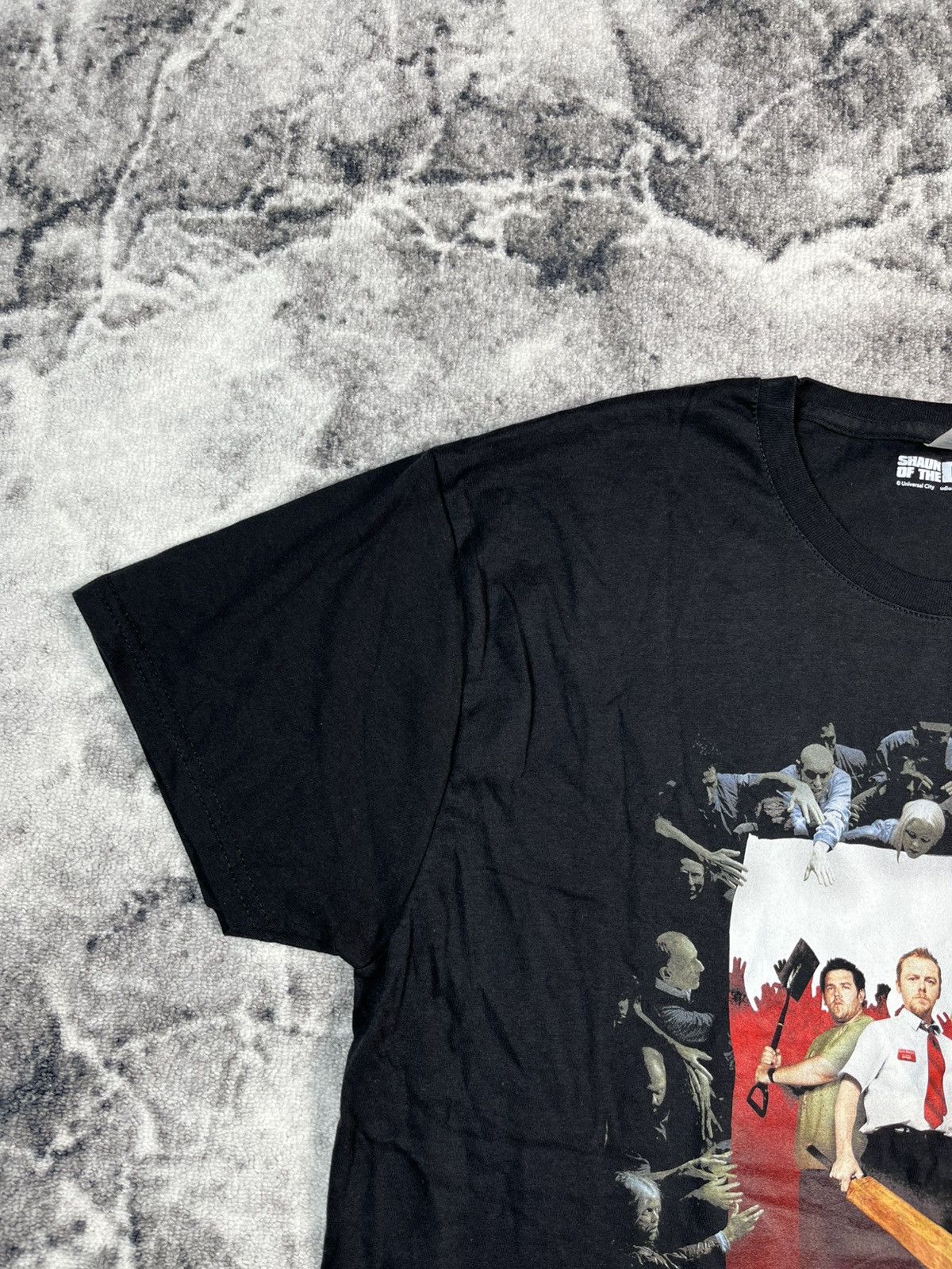 Band Tees Shaun of the Dead Zombie Movie Graphic Tee Black XL Size US XL / EU 56 / 4 - 4 Thumbnail