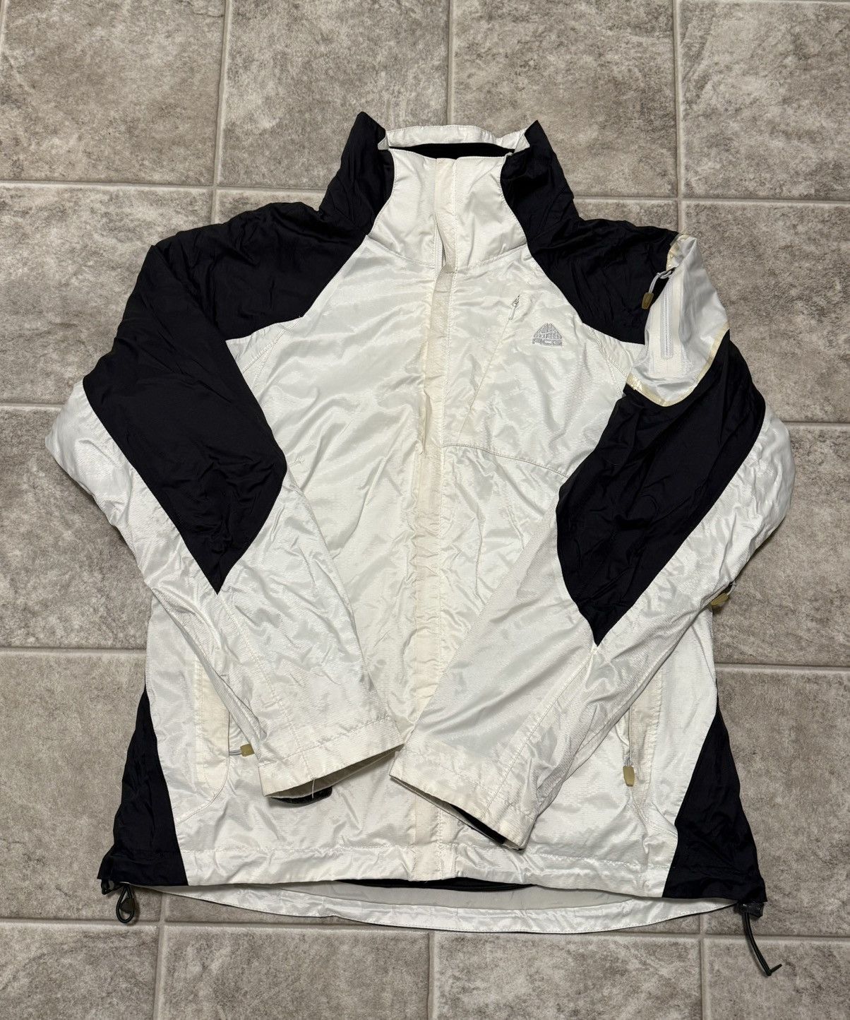 Nike ACG Nike ACG 2-in-1 Jacket Size US M / EU 48-50 / 2 - 1 Thumbnail