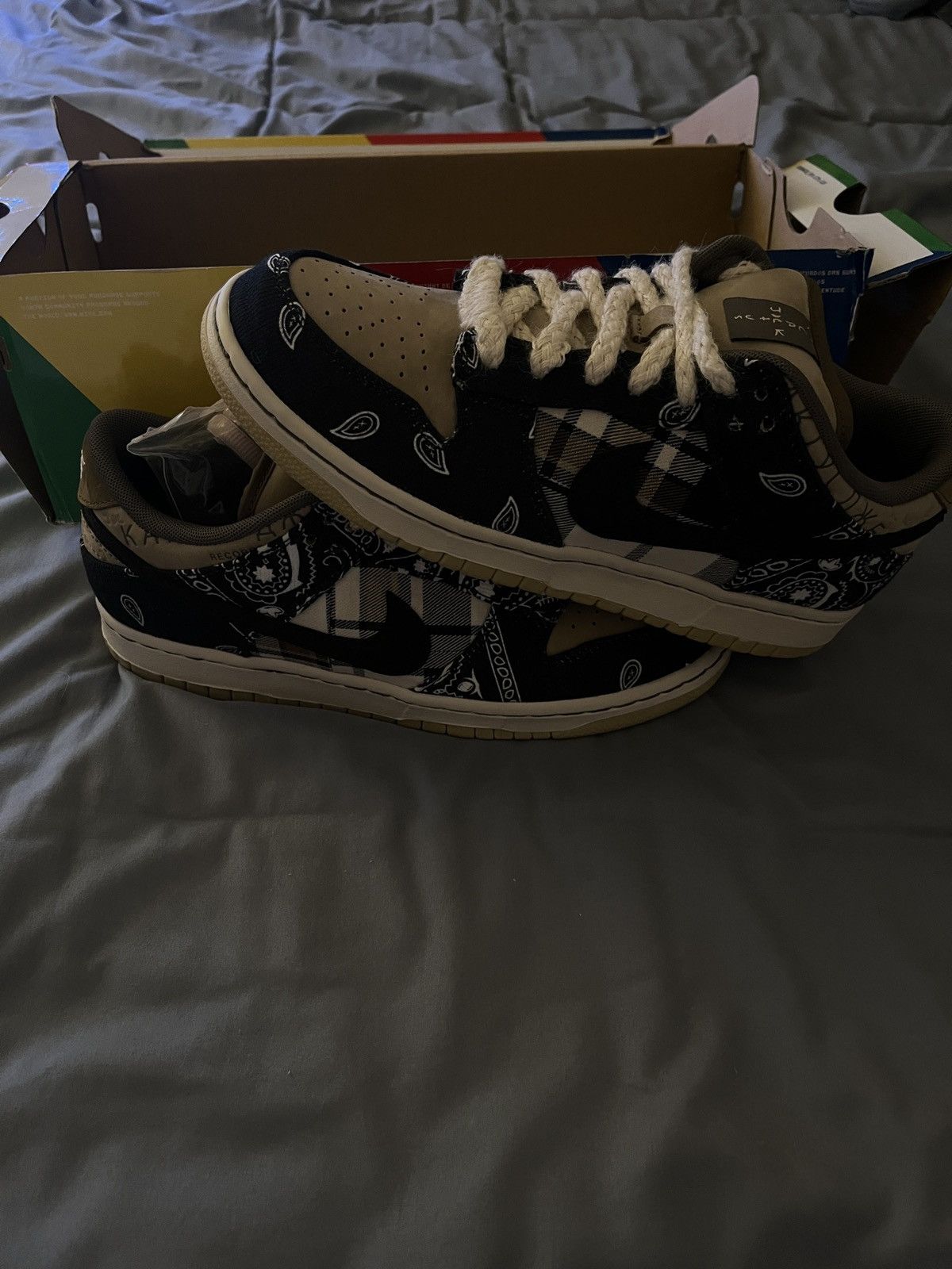 Nike × Travis Scott Travis Scott x Nike SB Dunk Low BRAND NEW Size US 8 / EU 41 - 3 Thumbnail