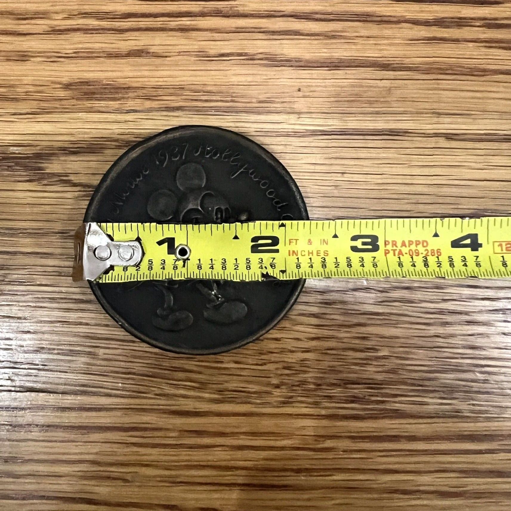 Vintage VINTAGE Mickey Mouse Belt Buckle 1937 BRASS PLATED Classic Movies, TV, & Cartoons Unisex Adults Belt Buckle 1.80" Width 2.50"(w) x 2.50"(h) Size ONE SIZE - 4 Thumbnail