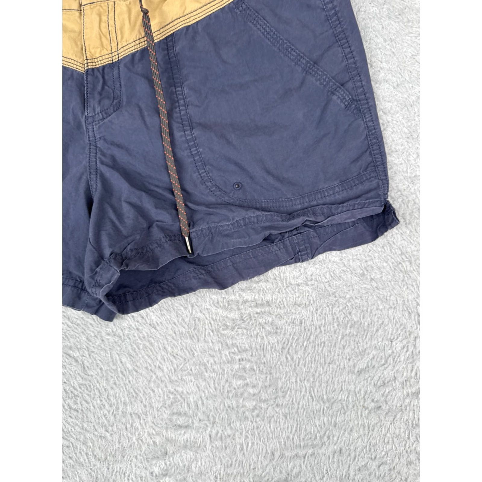 Vintage Columbia Women's Shorts Size 12 Blue 100% Cotton Hiking Cargo Pockets Regular Fit Size 34" / US 12 / IT 48 - 2 Thumbnail