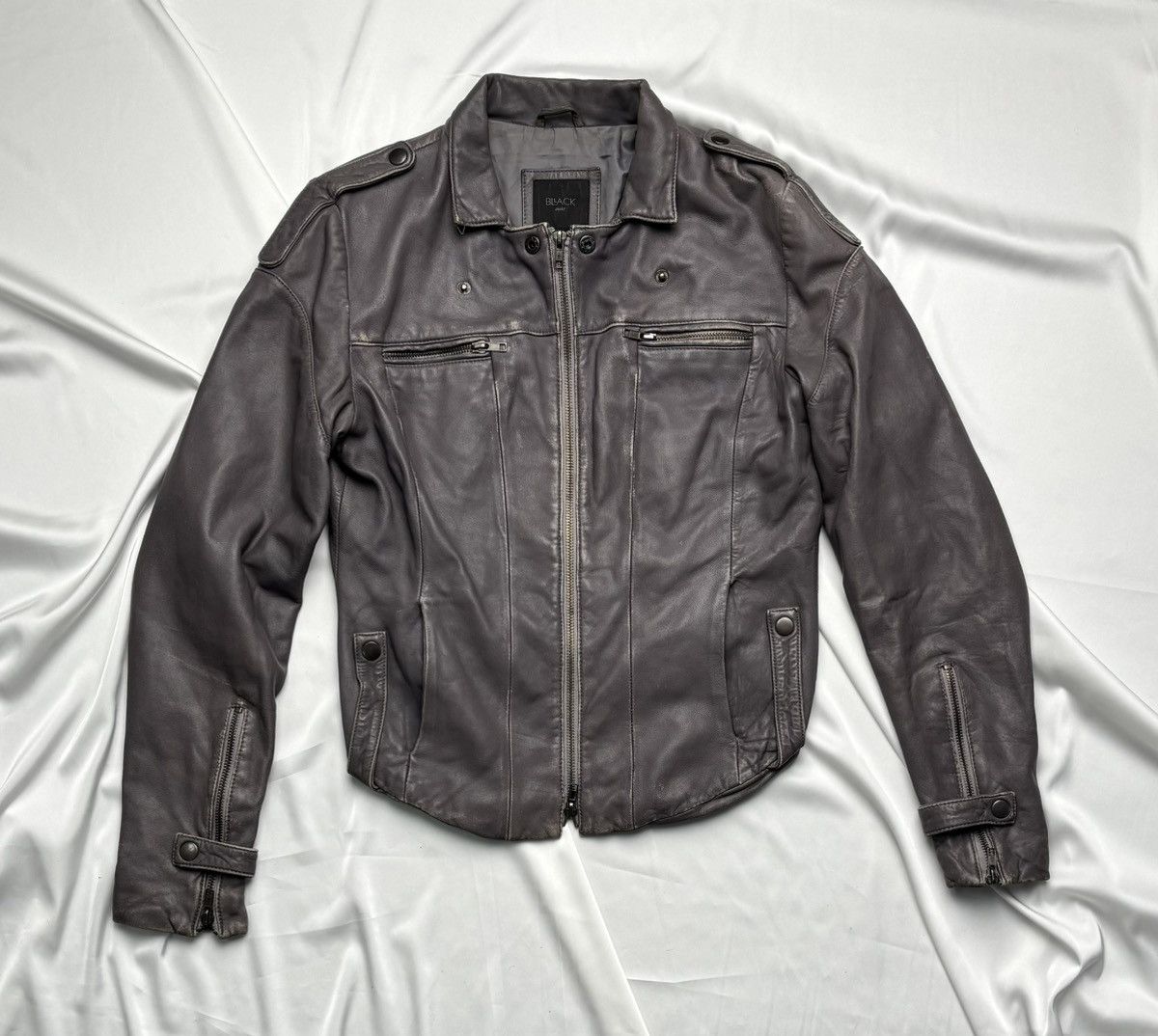 Vintage Black Noir vintage faded leather jacket Size S / US 4 / IT 40 - 1 Thumbnail