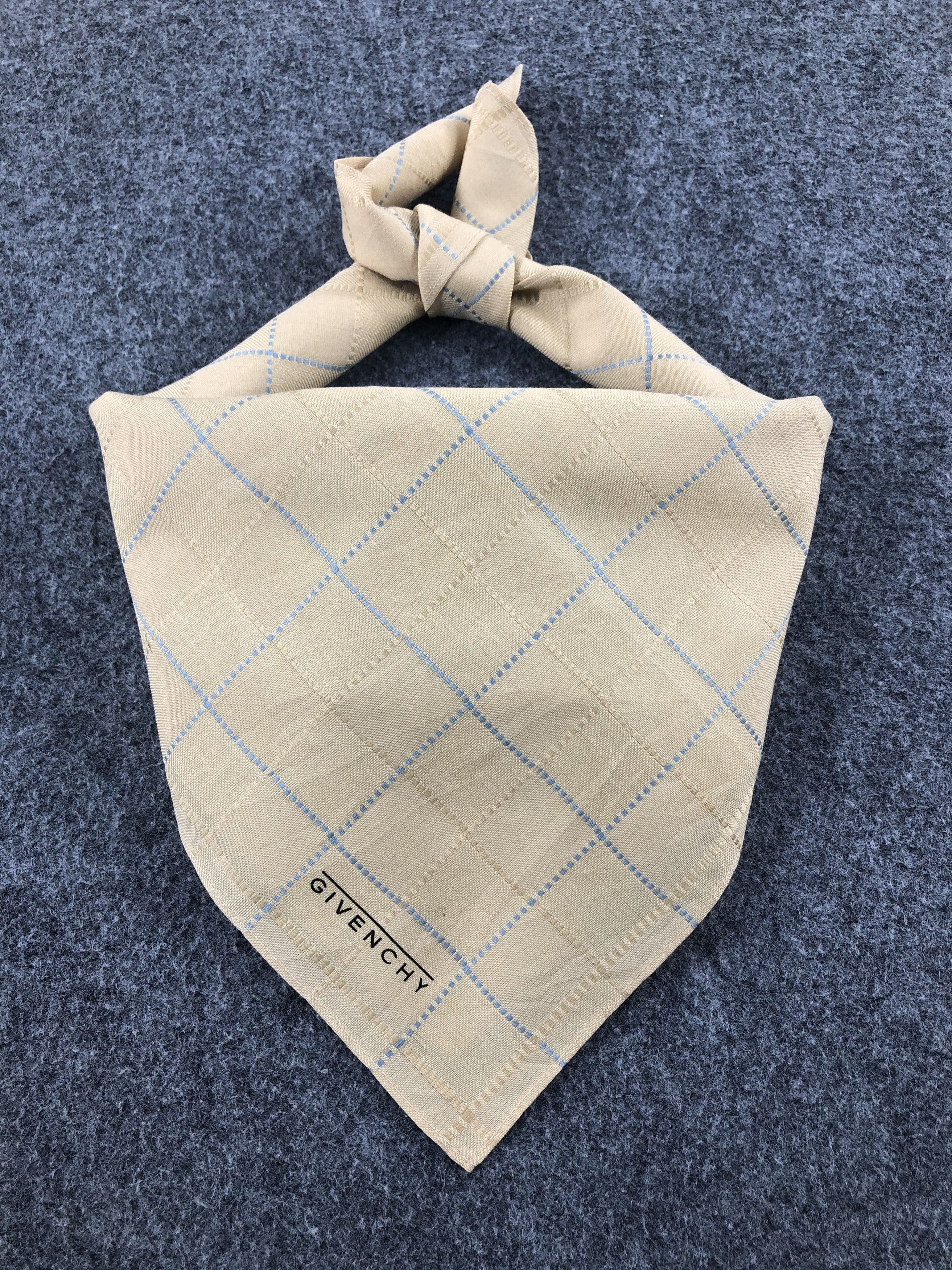 Vintage Givenchy Handkerchief / Bandana / Neckerchief Size ONE SIZE - 1 Thumbnail