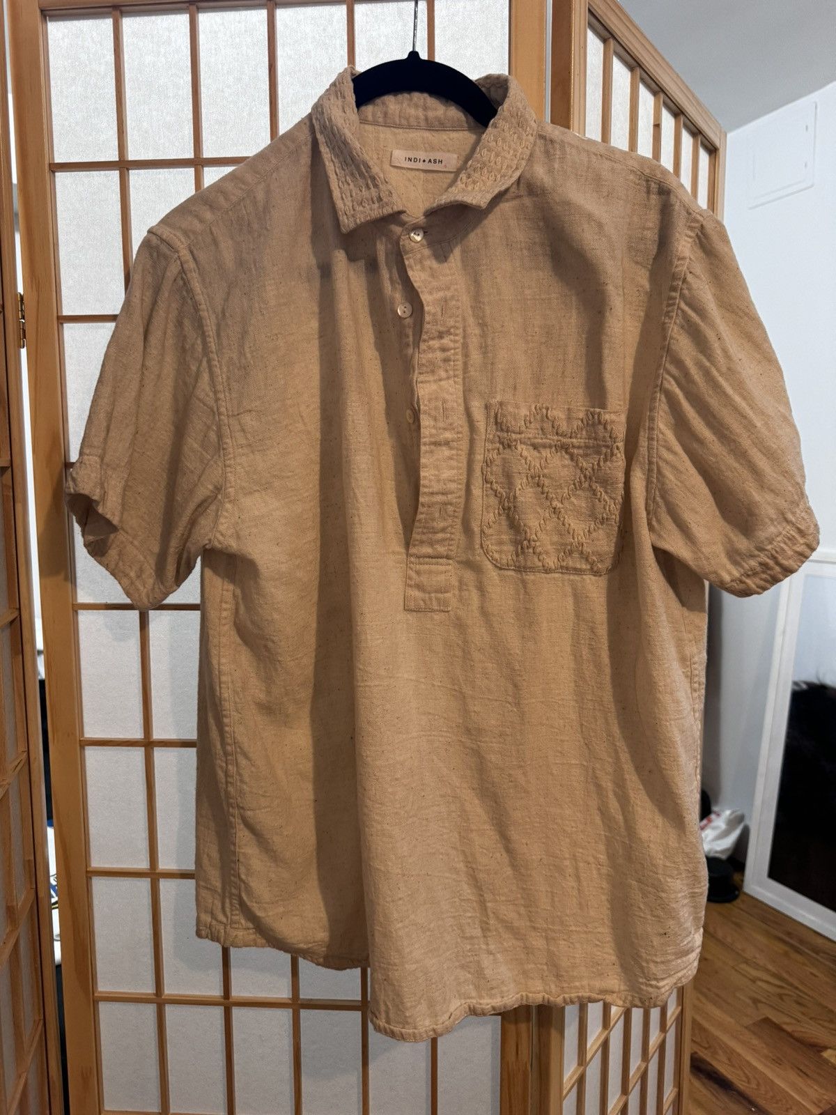 INDI+ASH Sz 4 Indi + Ash SS CEDAR SHIRT - HANDWOVEN KALA COTTO Size US L / EU 52-54 / 3 - 1 Thumbnail
