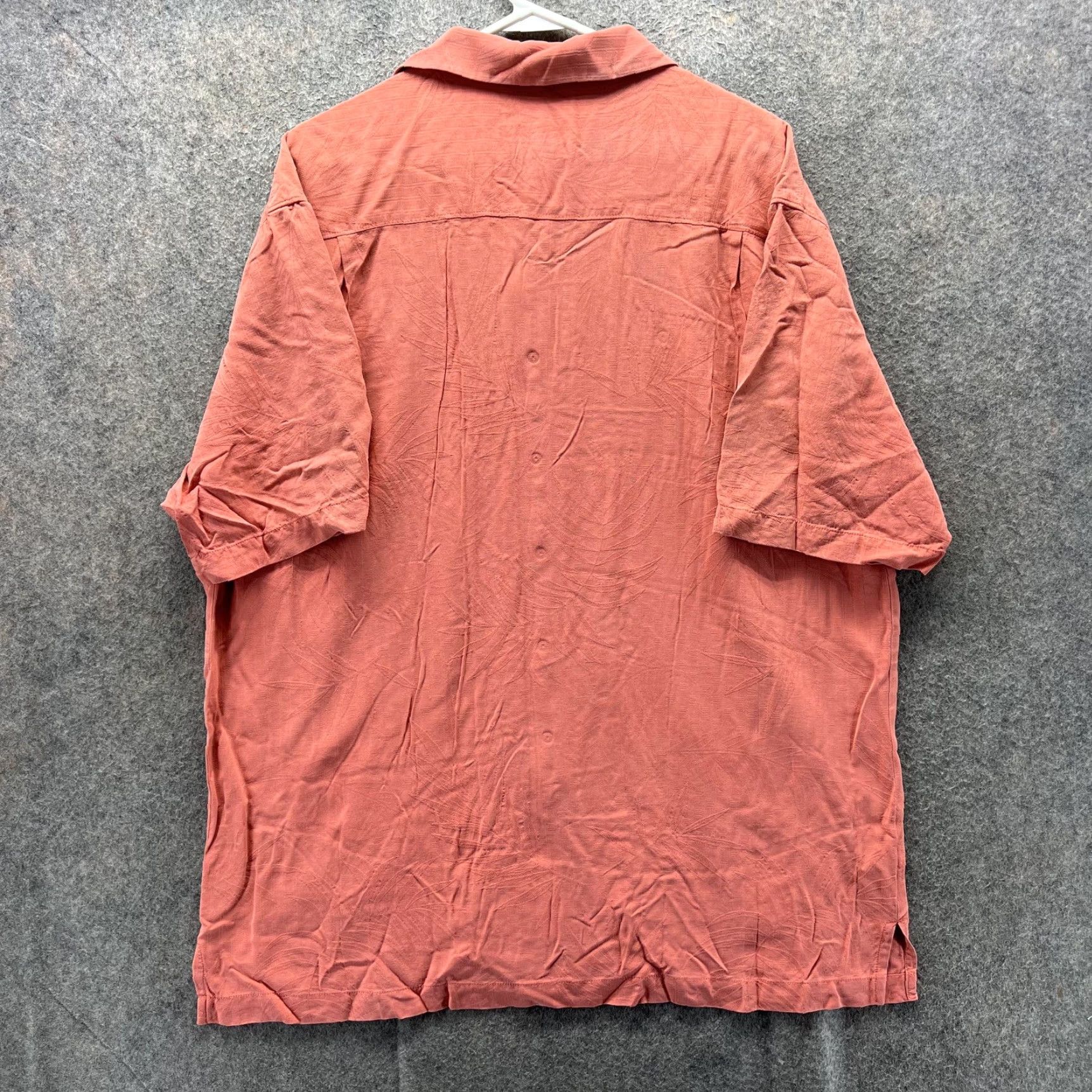 Tommy Bahama Tommy Bahama Shirt Men L Pink Silk Camp Button Front Tropical Hawaiian Tropical Patch Pocket Short Sleeve Casual Travel Size US L / EU 52-54 / 3 - 2 Thumbnail