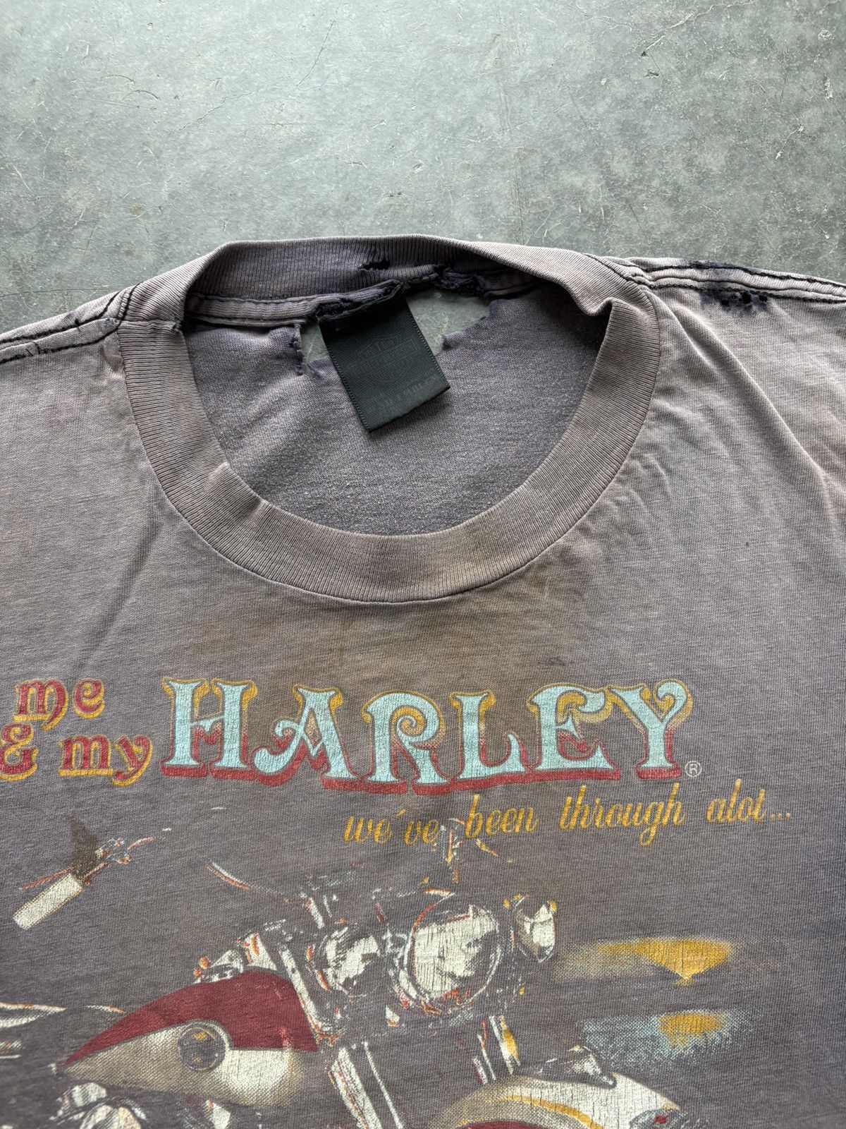 Harley Davidson Thrashed Vintage 1985 Harley Davidson 3D Emblem Tee Size US M / EU 48-50 / 2 - 8 Thumbnail