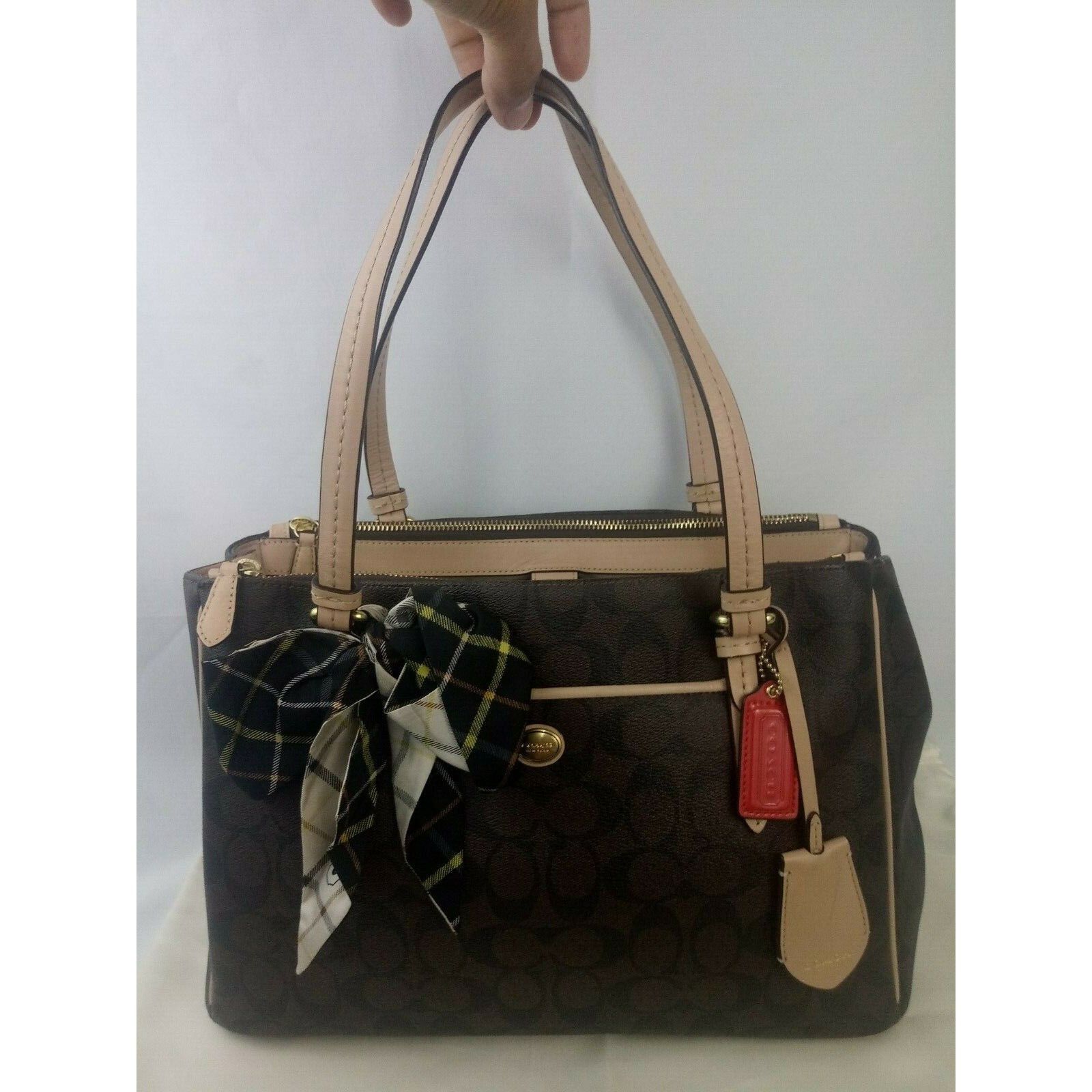 Coach NWT Authentic Coach Premium Leather Chain fabric Bag Handbag Size ONE SIZE - 7 Thumbnail