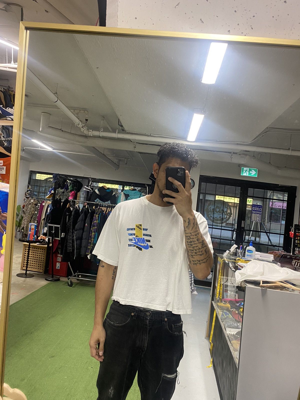 Nike × Vintage Vintage 90’s Nike Sportswear Cropped Graphic T-Shirt Size US L / EU 52-54 / 3 - 12 Thumbnail