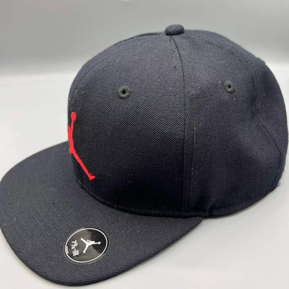 Jordan Brand Air Jordan Hat Men 7 3/8 Embroidered Red Logo Jumpman Fitted Size ONE SIZE - 9 Thumbnail
