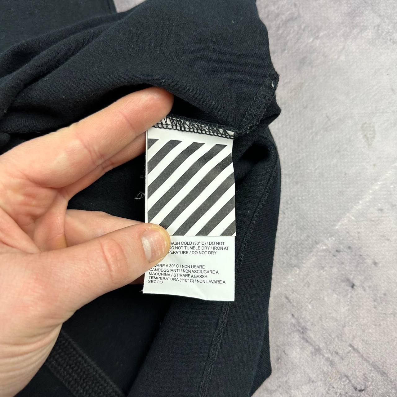 Off-White Rare! Panther Off White Horror Big Logo Tee Size US S / EU 44-46 / 1 - 18 Thumbnail