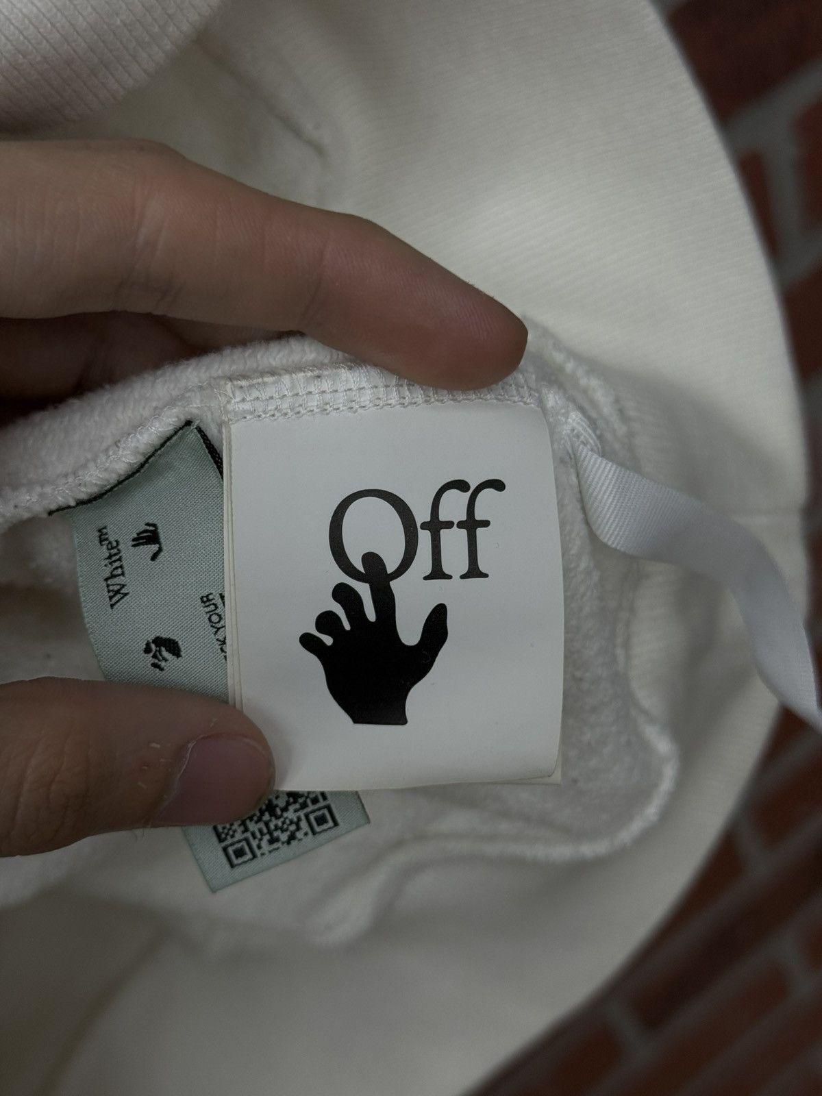 Off-White Off White Mens Hoodie Size M White Pre Owned 🧼 Size US M / EU 48-50 / 2 - 12 Thumbnail