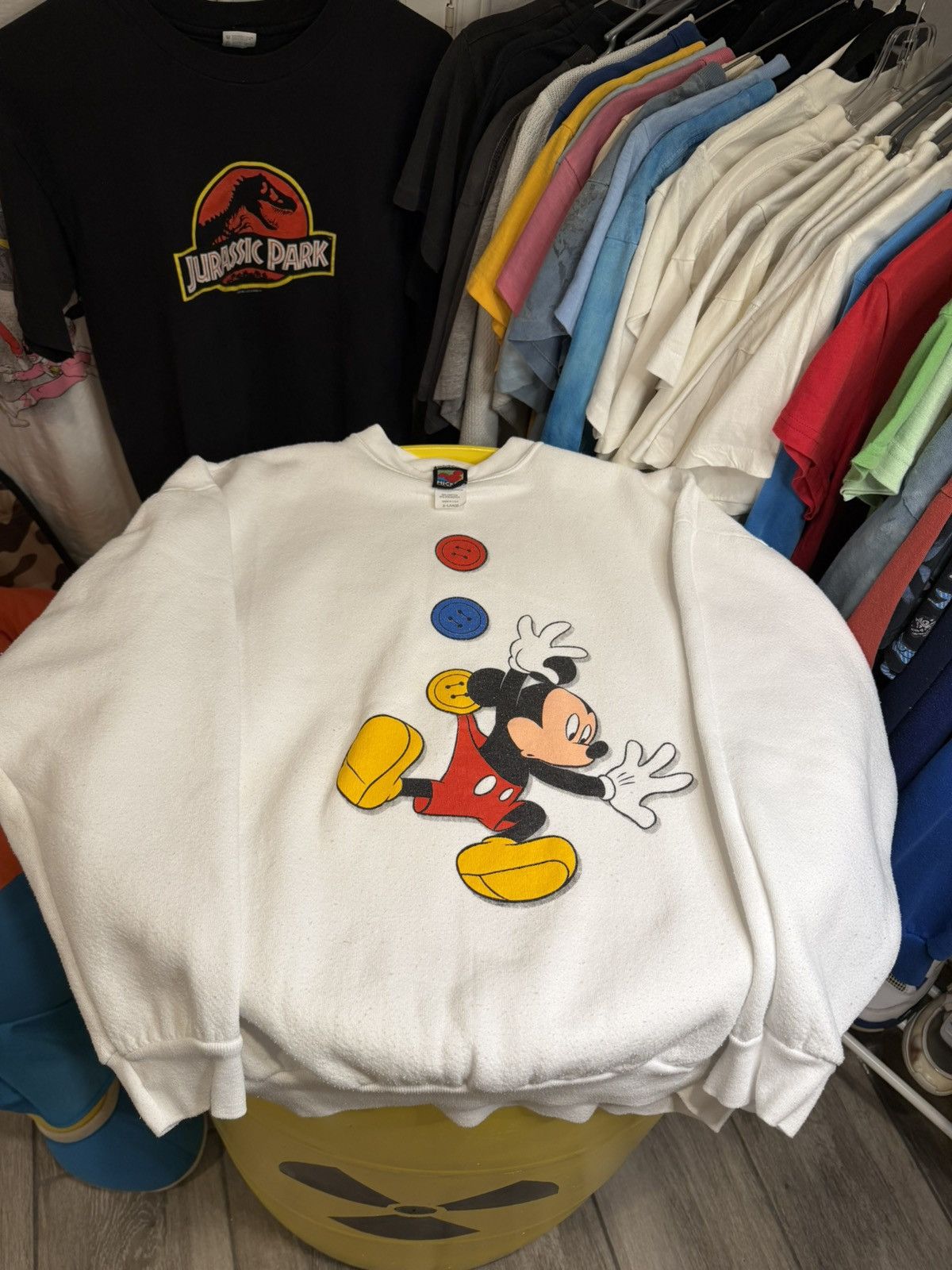 Disney 1980s vintage Mickey Mouse crewneck Size US M / EU 48-50 / 2 - 3 Thumbnail