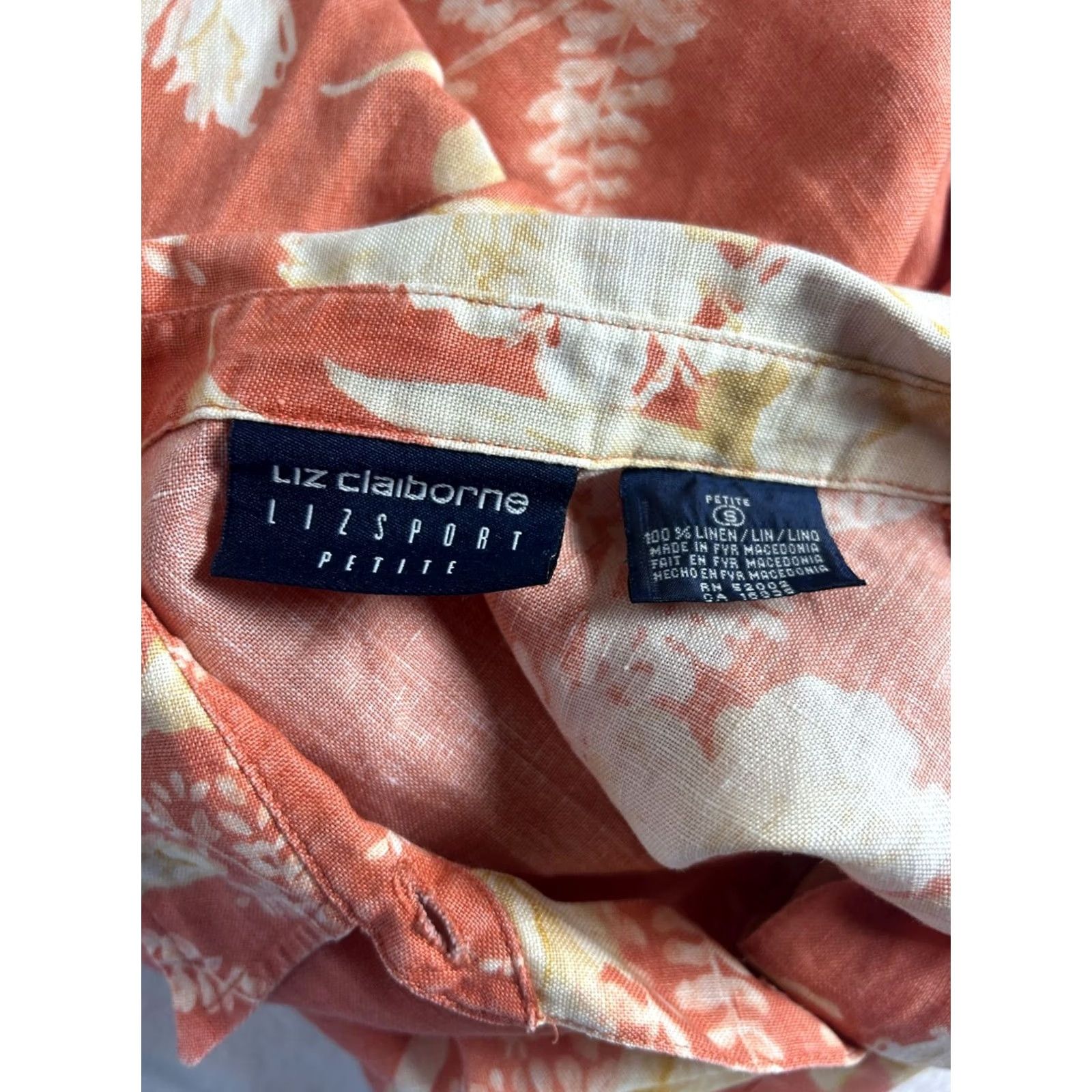 Liz Claiborne Liz Claiborne Lizsport Womens Floral Coral Linen Button-Up Shirt Petite Small Size S / US 4 / IT 40 - 3 Thumbnail