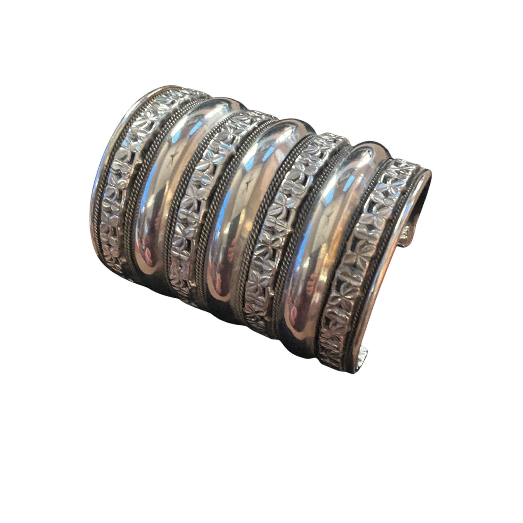 Other Wide Silver Cuff Bracelet With Intricate Floral Pattern Desi Size ONE SIZE - 1 Thumbnail
