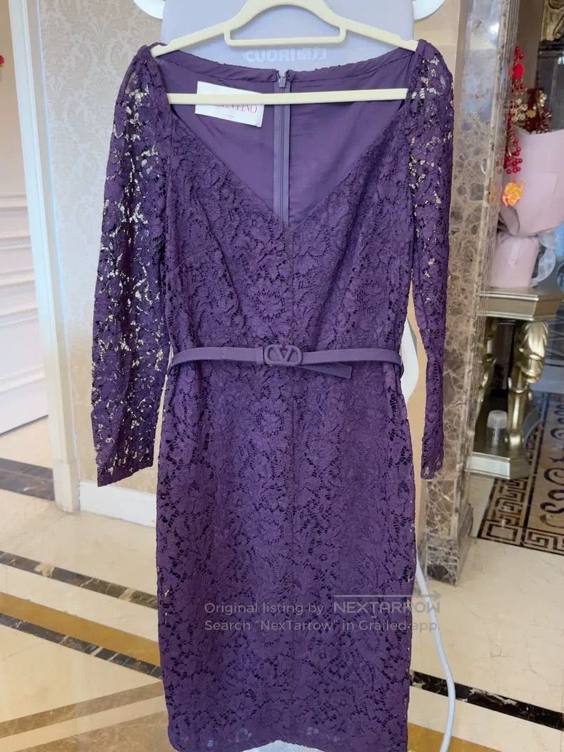 Valentino Valentino Classic purple lace dress Size M / US 6-8 / IT 42-44 - 3 Thumbnail