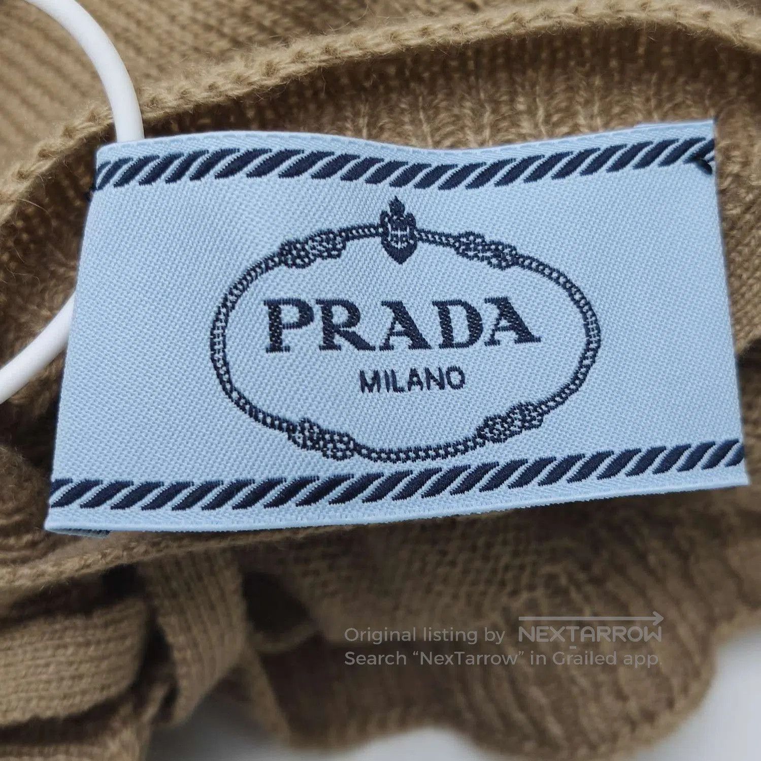 Prada Prada Cashmere Knitted Sweater in Soft Taupe . Size L / US 10 / IT 46 - 5 Thumbnail