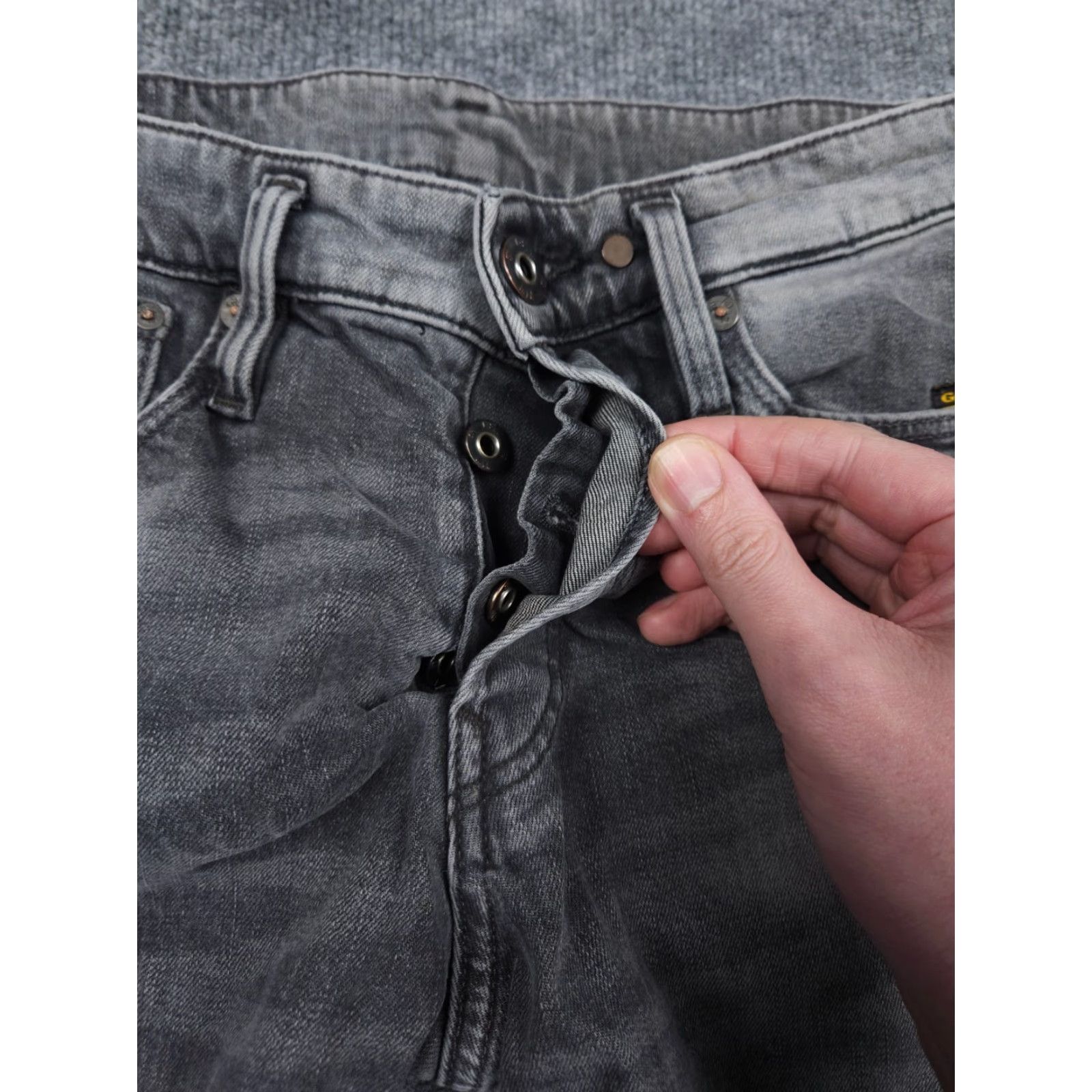 G-Star G-Star Raw Scutar 3D Slim Tapered Jeans Men's Gray Abstract Y2K 28x28 Slim 5-Pocket Denim Cotton Blend Button Closure Regular Inseam 28 Jeans Size US 32 / EU 48 - 4 Thumbnail