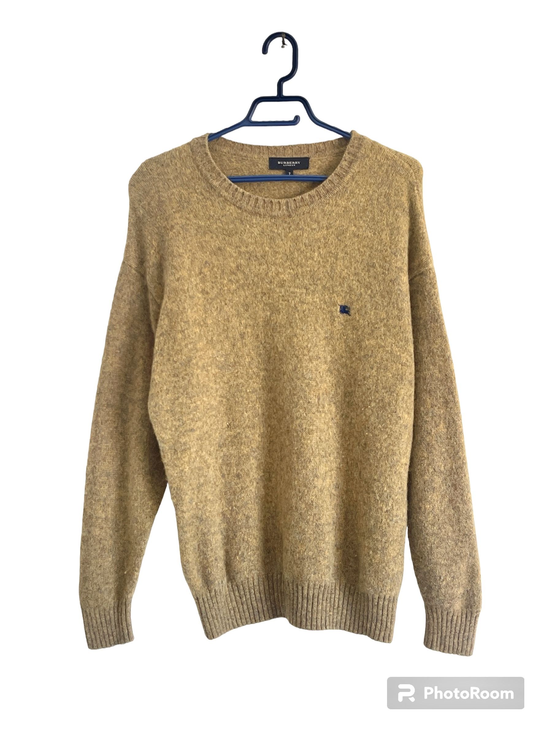 Burberry 🔥 burberry heavy sweater wool umper size m Size US M / EU 48-50 / 2 - 1 Thumbnail