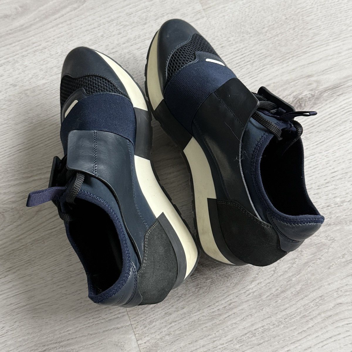 Balenciaga Balenciaga Race Runner Leather Sneakers Size US 7 / IT 37 - 4 Thumbnail