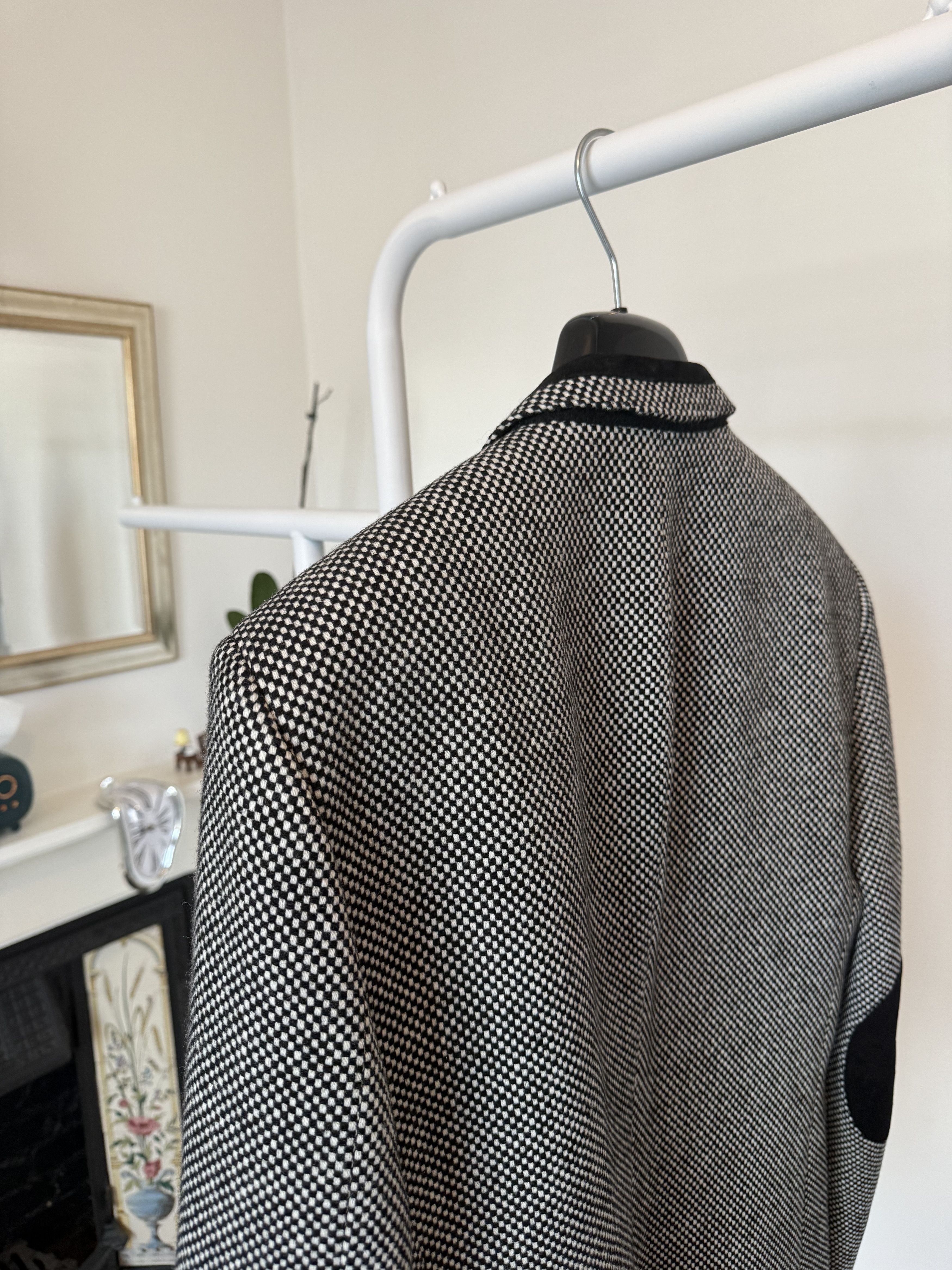 Saint Laurent Paris SS19 Saint Laurent Black and Off-White Tweed Allure Blazer Size 52R - 4 Thumbnail