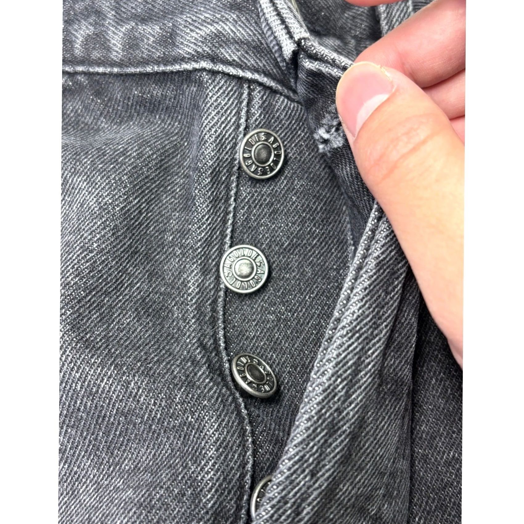 Agolde AGOLDE Micah Shorts Size 26 Black Denim Boyfriend Distressed Raw Hem NWT Size 26" / US 2 / IT 38 - 2 Thumbnail