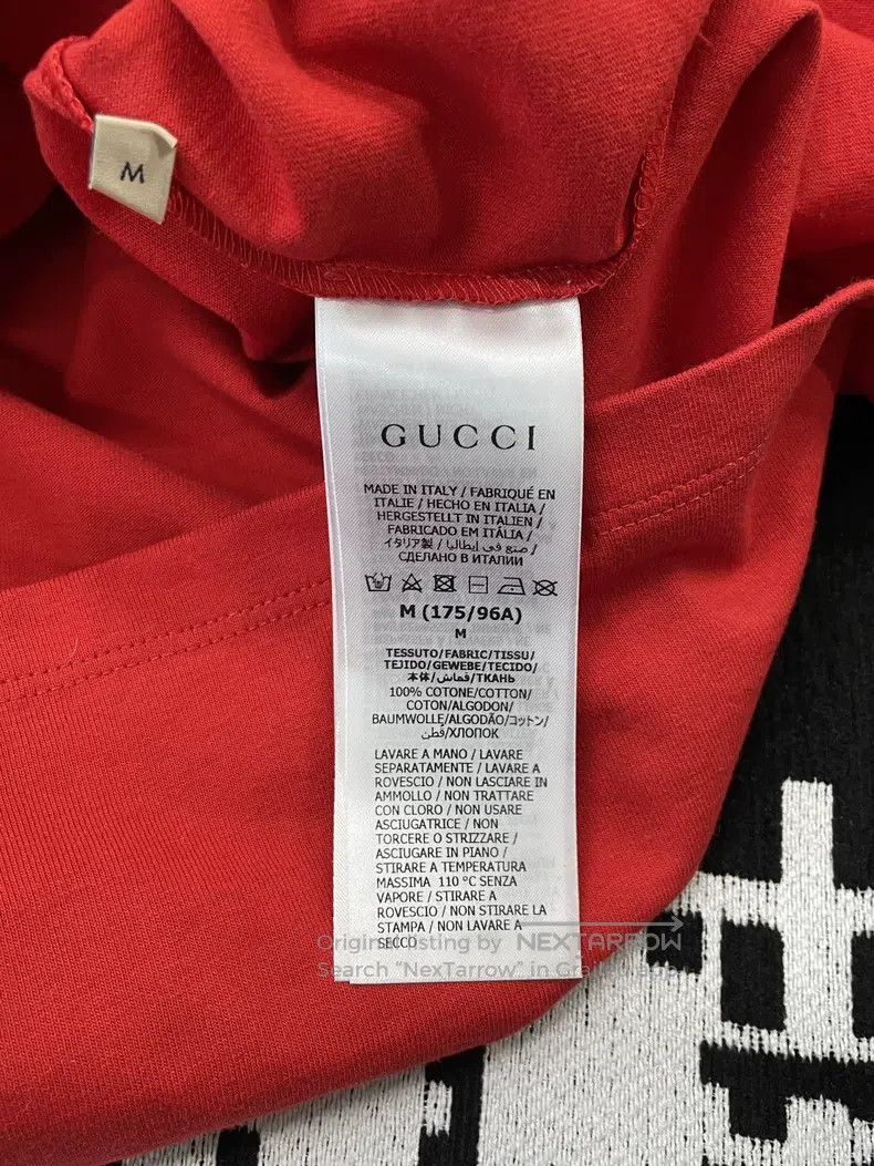 Gucci Gucci Year of the Tiger red letter logo printed T-shirt Size US M / EU 48-50 / 2 - 5 Thumbnail