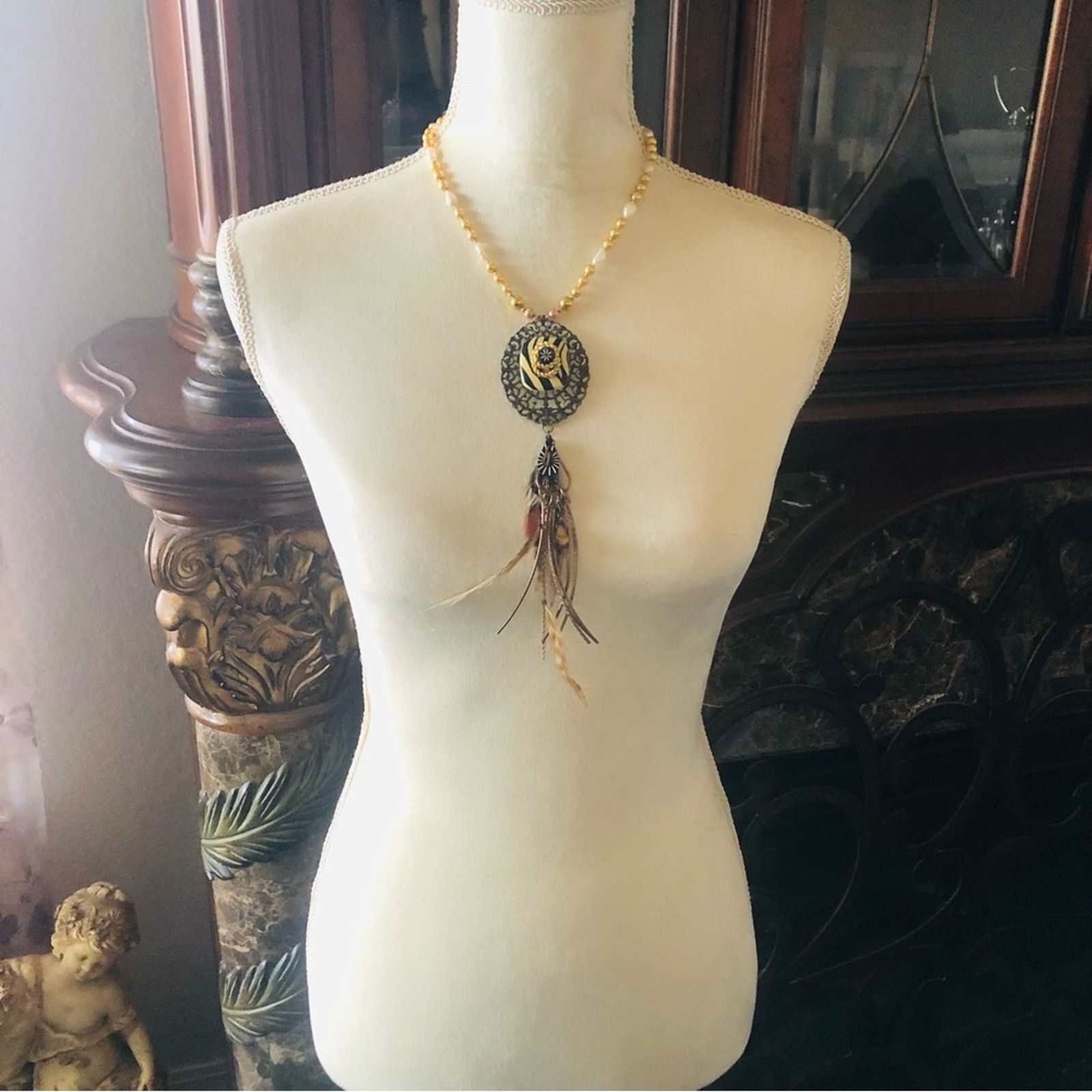 Handmade Handcrafted repurpose freshwater pearl necklace Size ONE SIZE - 6 Thumbnail