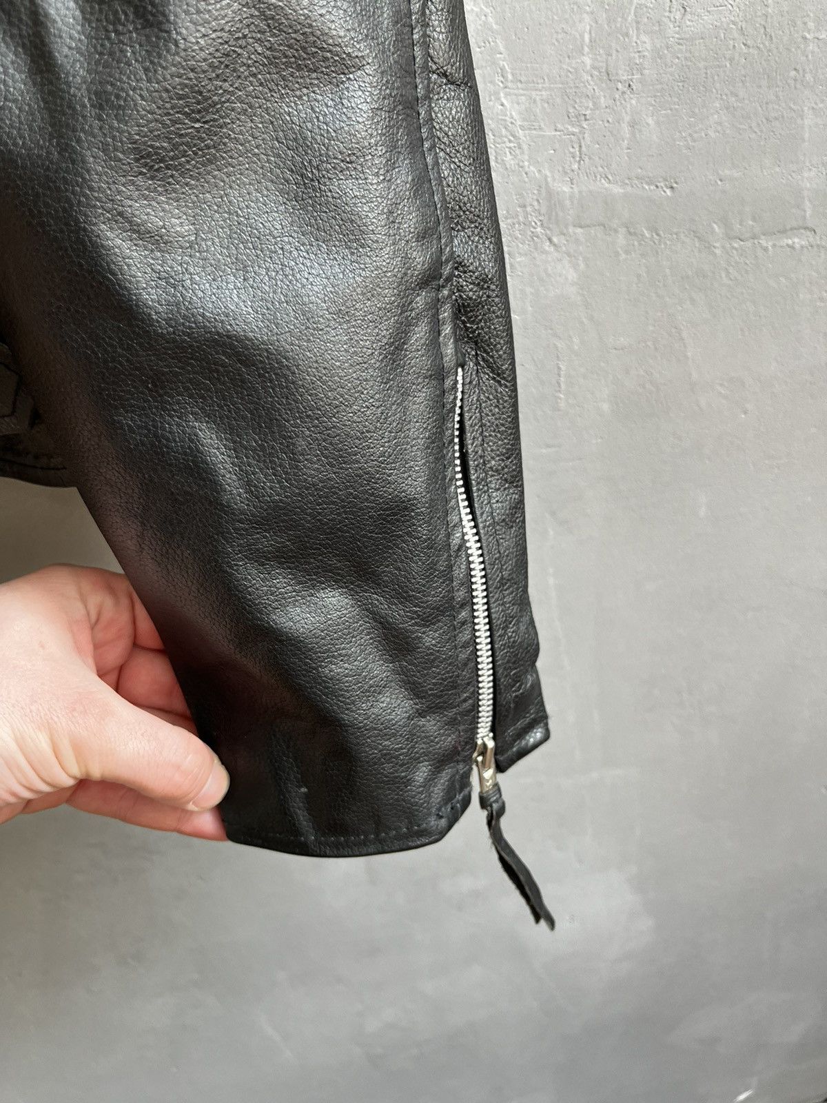 Vintage Vintage 80s Distressed Punk Motorcycle Leather Biker Jacket Size US XL / EU 56 / 4 - 11 Thumbnail